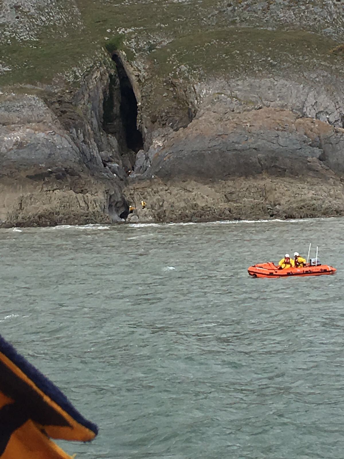 Mumbles Inshore lifeboat aids climber