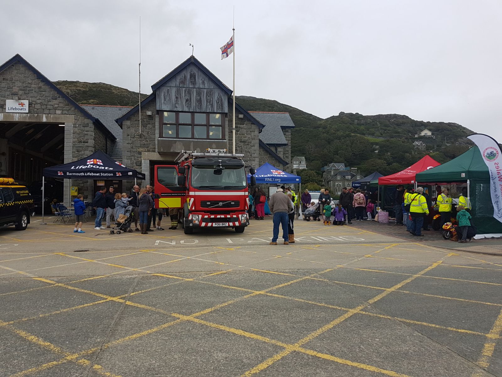 Emergency services gather for Blue Light Day 2017