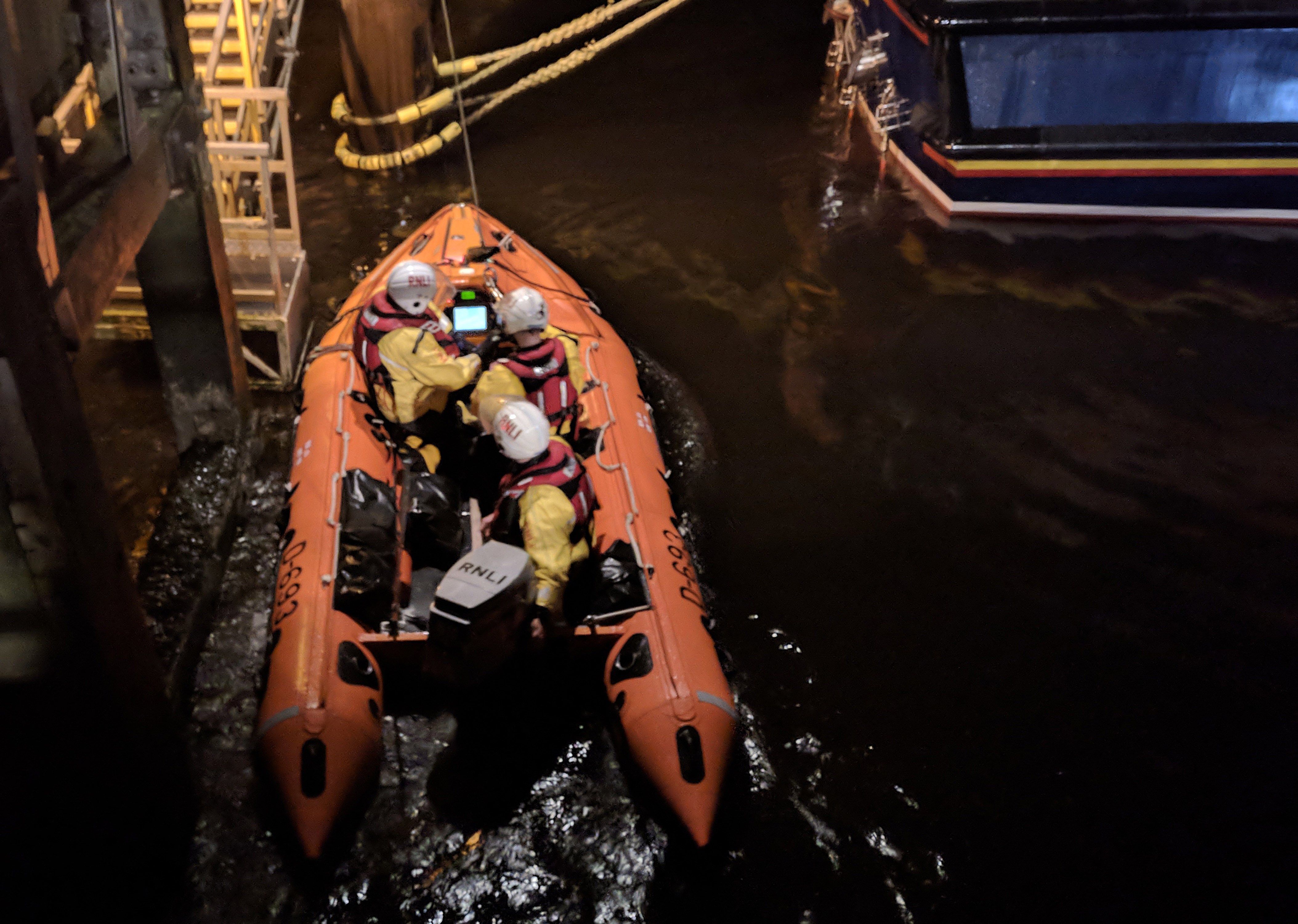 Tynemouth RNLI inshore lifeboat returns to station after Christmas Day 'shout'.