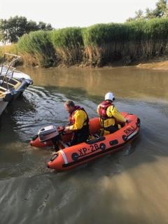 XP 28 leaves river bank