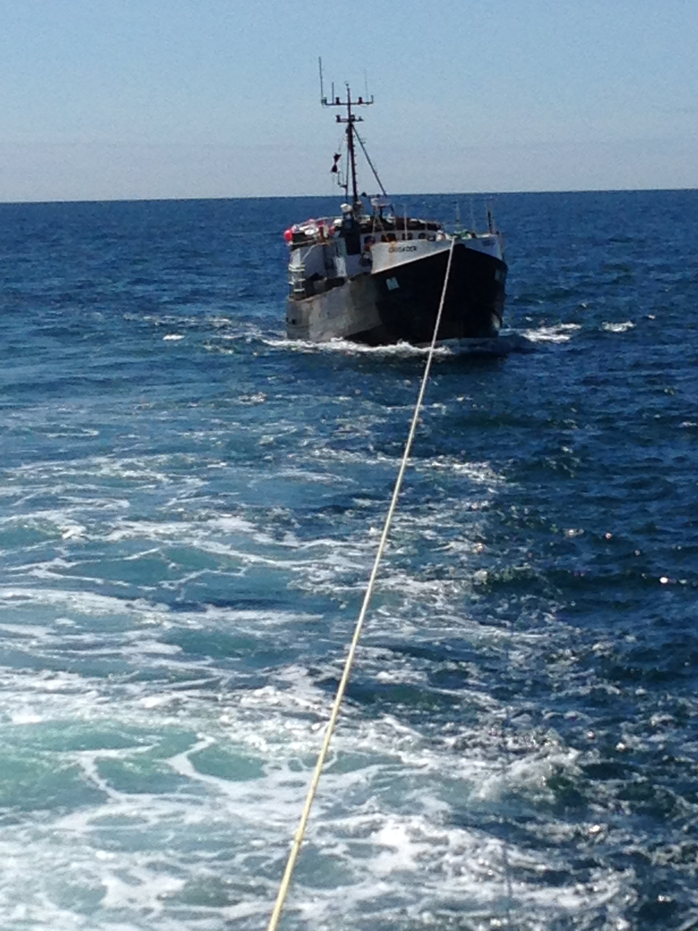 Porthdinllaen and Holyhead RNLI lifeboats assist stricken fishing vessel