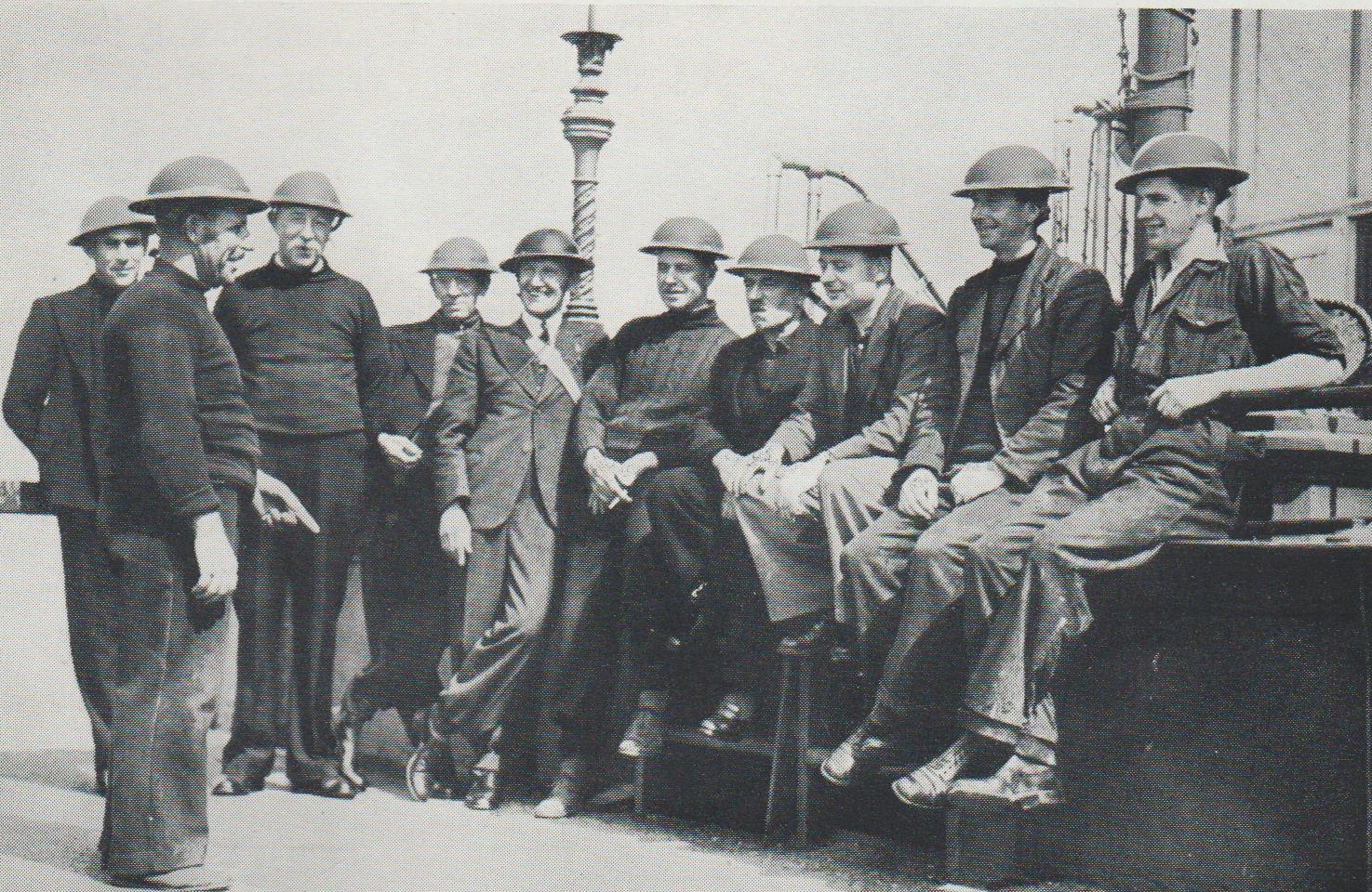 Wartime crew of the Margate lifeboat
