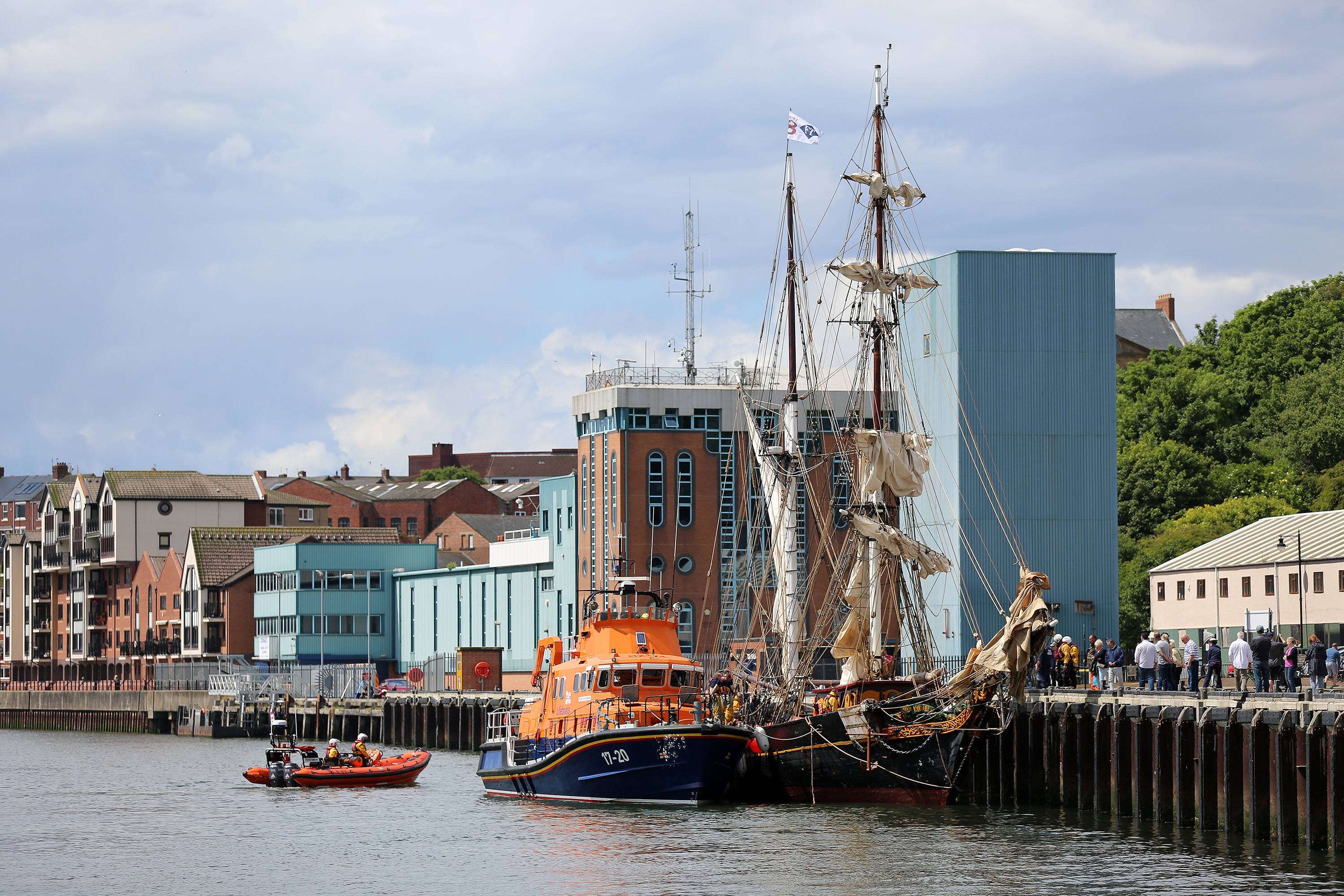 Tynemouth RNLI all weather lifeboat tows the Tres Hombres - the World’s only Engineless Sailing Cargo Ship - to safety at North Shields, escorted by Cullercoats RNLI lifeboat.
