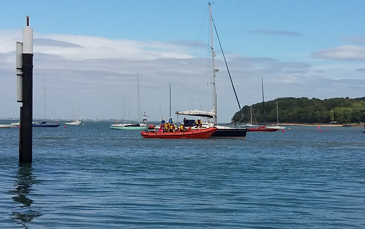 Before returning to station the lifeboat assisted Mack the Knife to Cowes Yacht Haven.