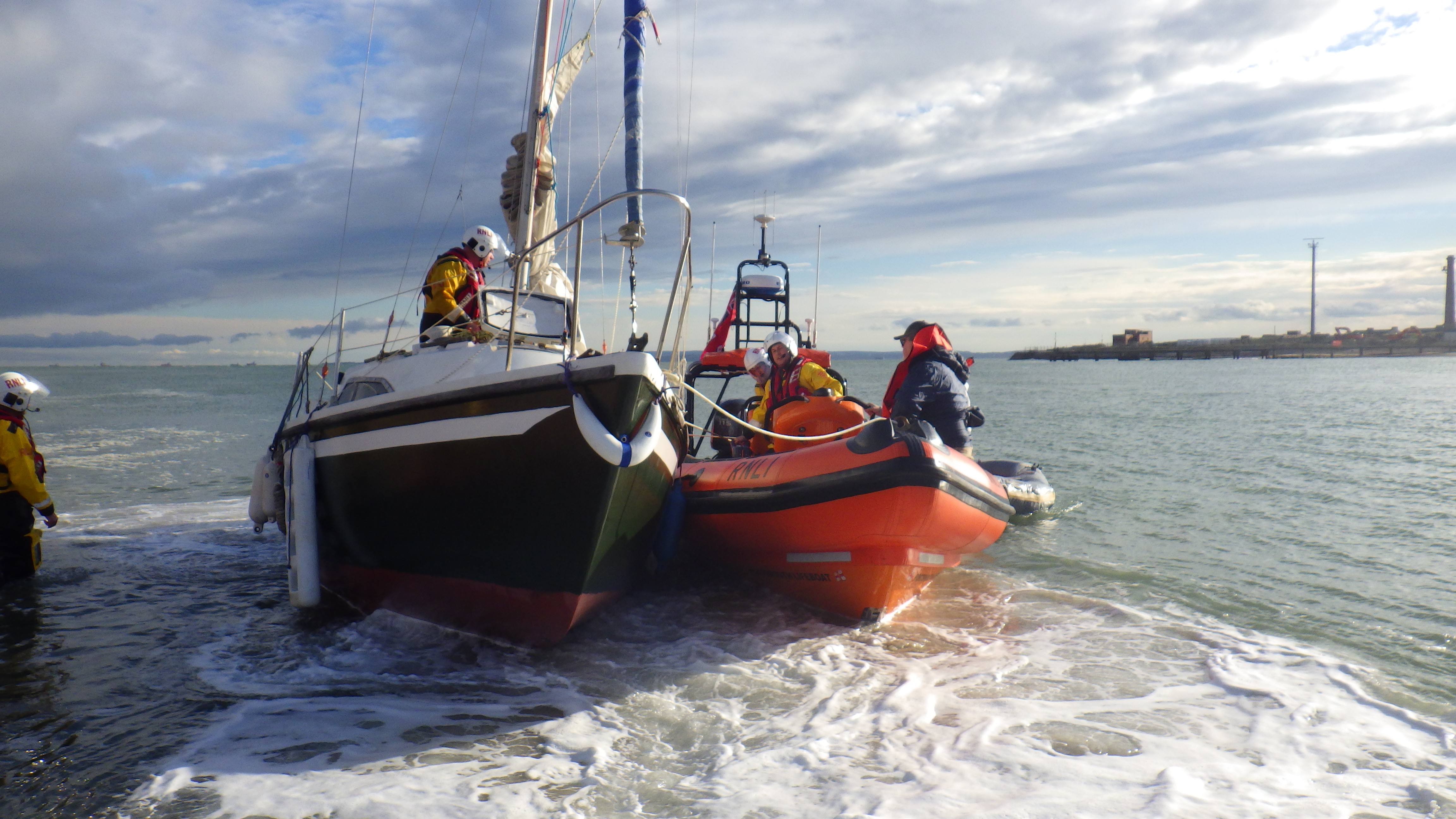 Yacht grounded to prevent total loss