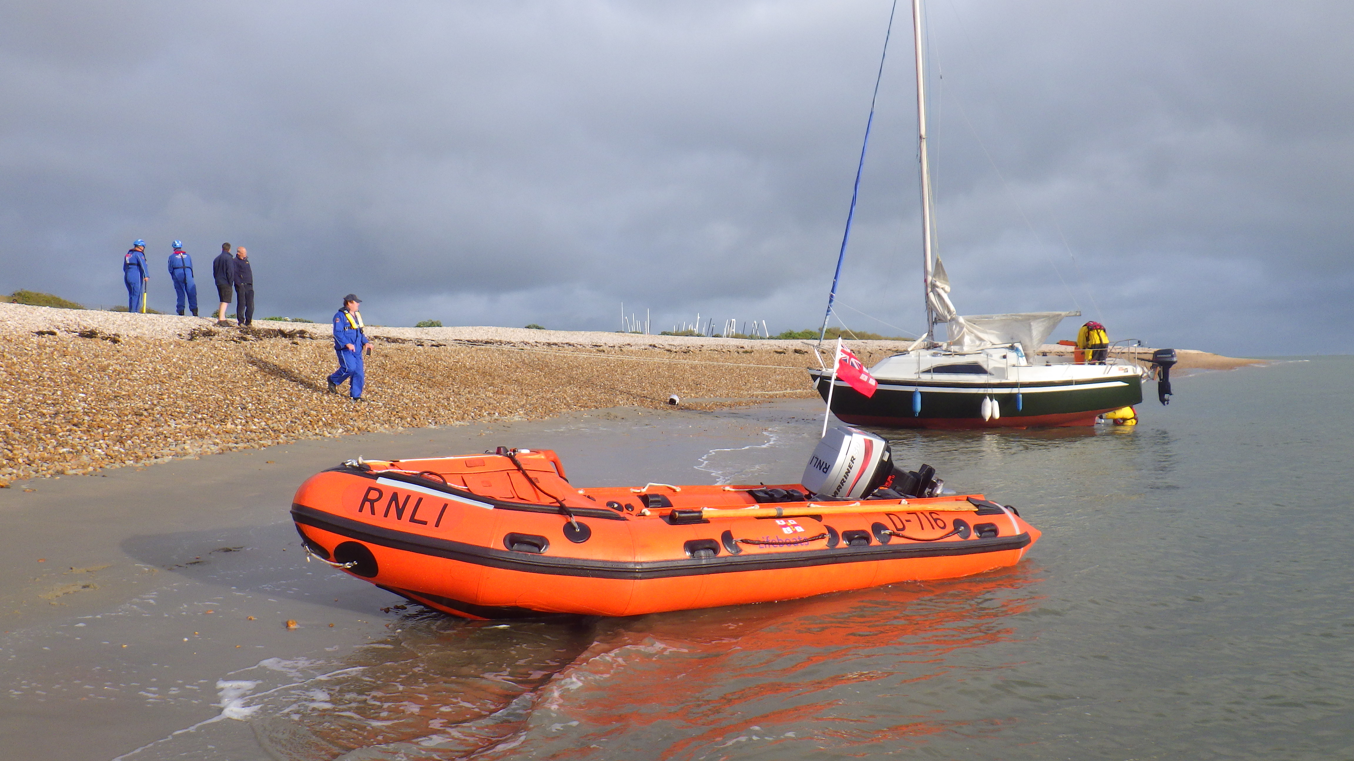 ILB ashore after bringing additional fuel for the salvage pump which had been running for nearly half an hour