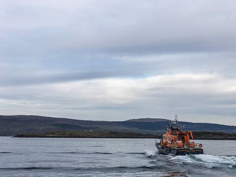 Tobermory Severn Class Elizabeth Fairlie Ramsay departing the berth