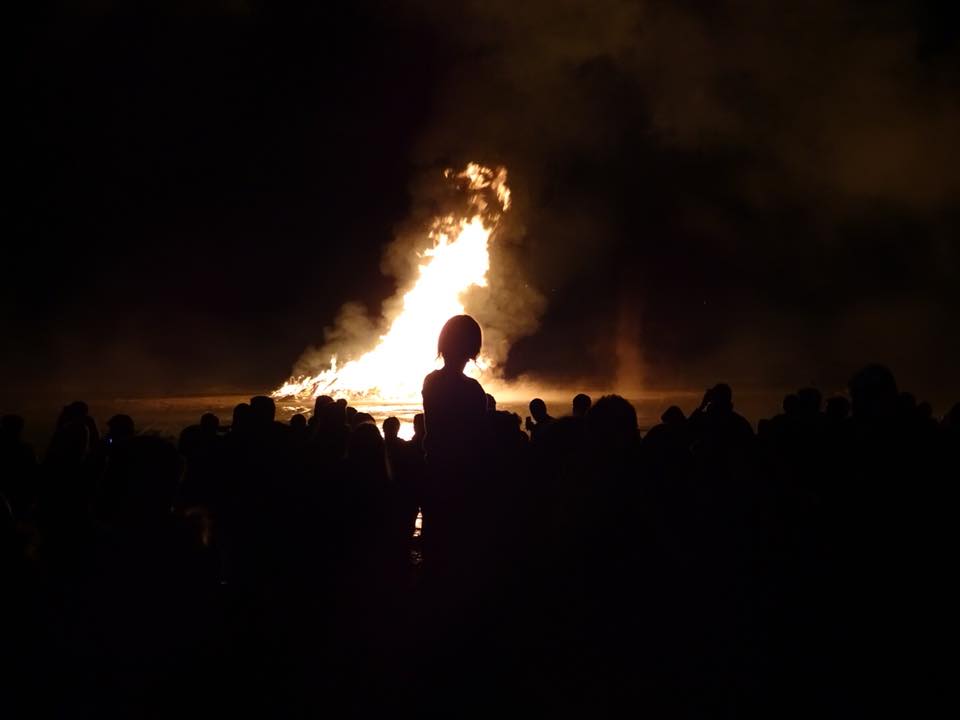 Thousands raised for the RNLI at Hoylake Sailing Club's annual firework display.