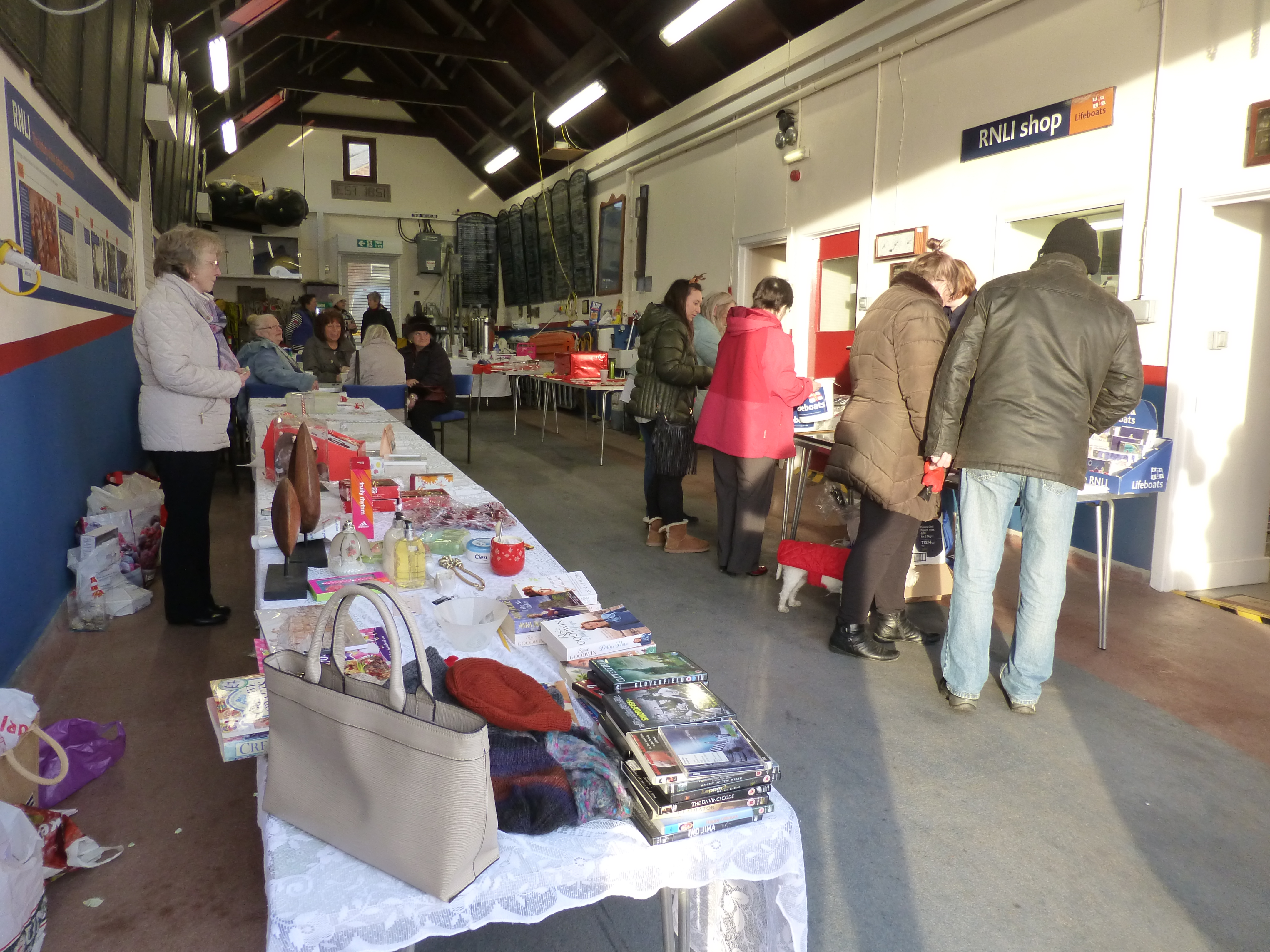 Brisk trade as the successful day comes to an end