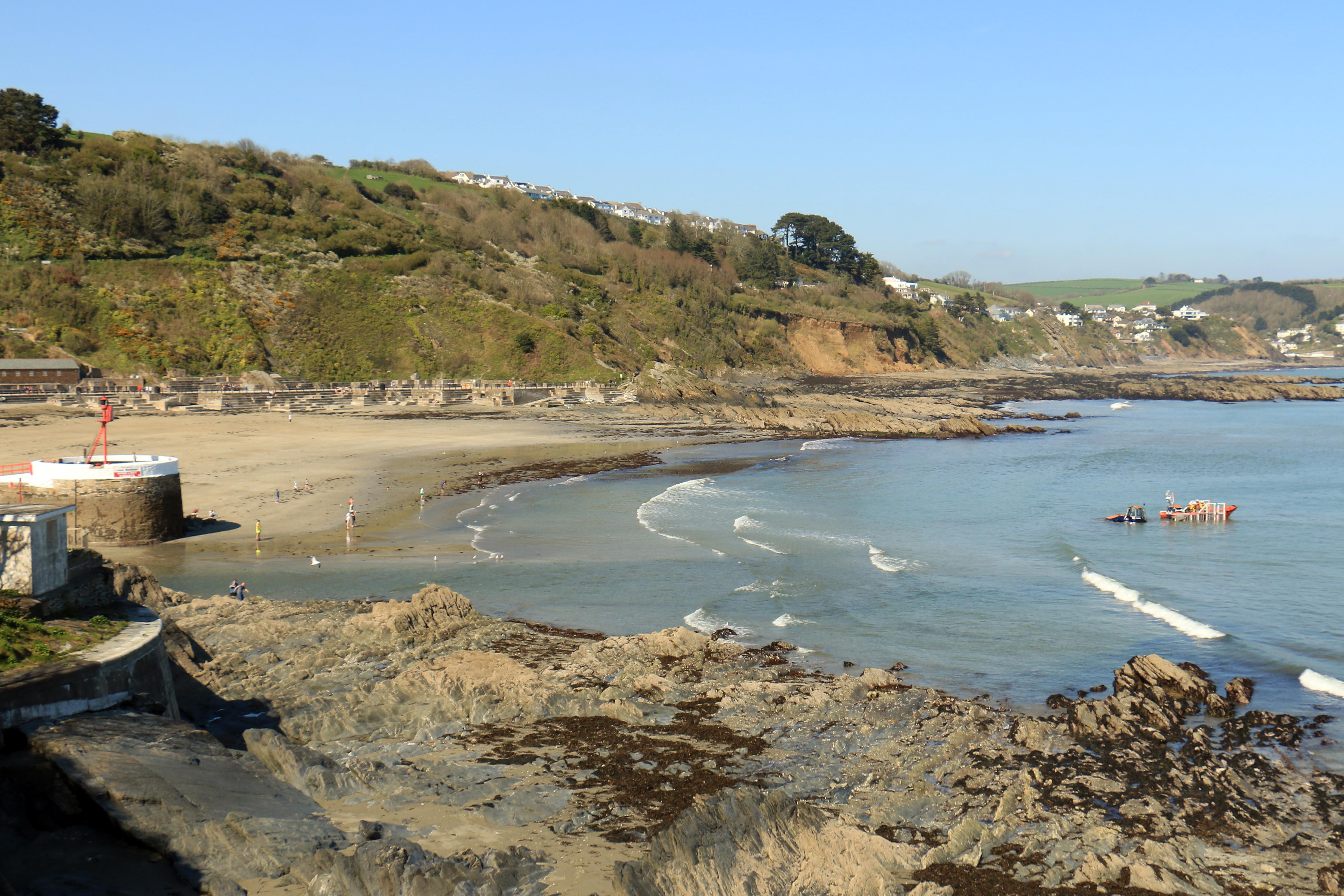 Low tide recovery of Looe RNLI’s Atlantic 85 Sheila and Dennis Tongue II
