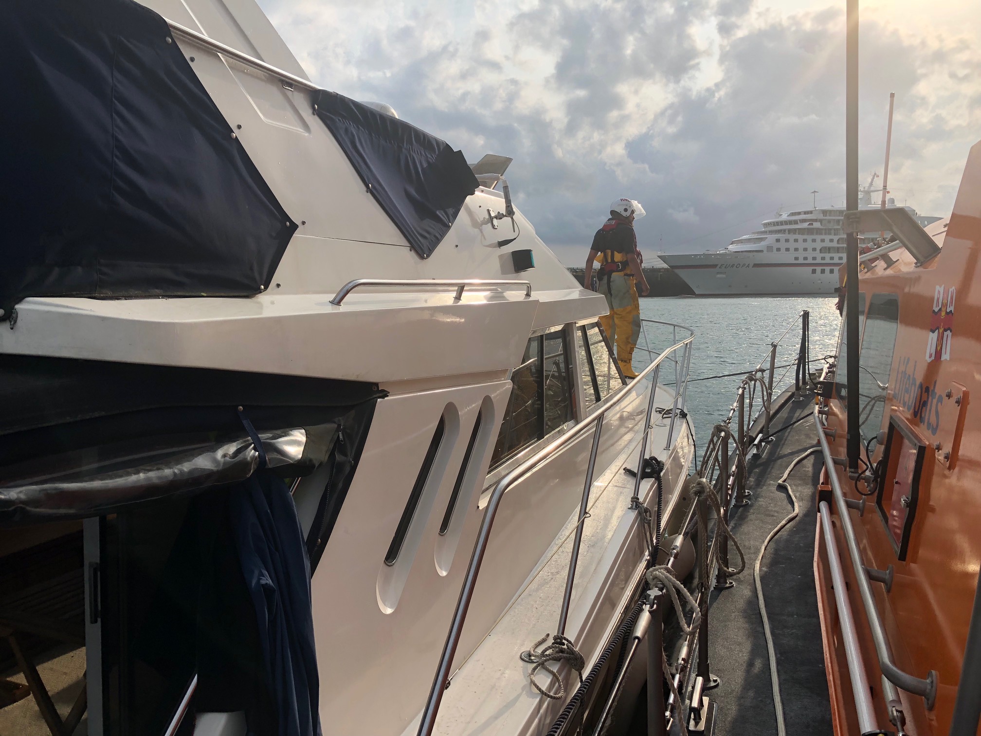 Casualty safely arriving with RNLI lifeboat at Dover Harbour