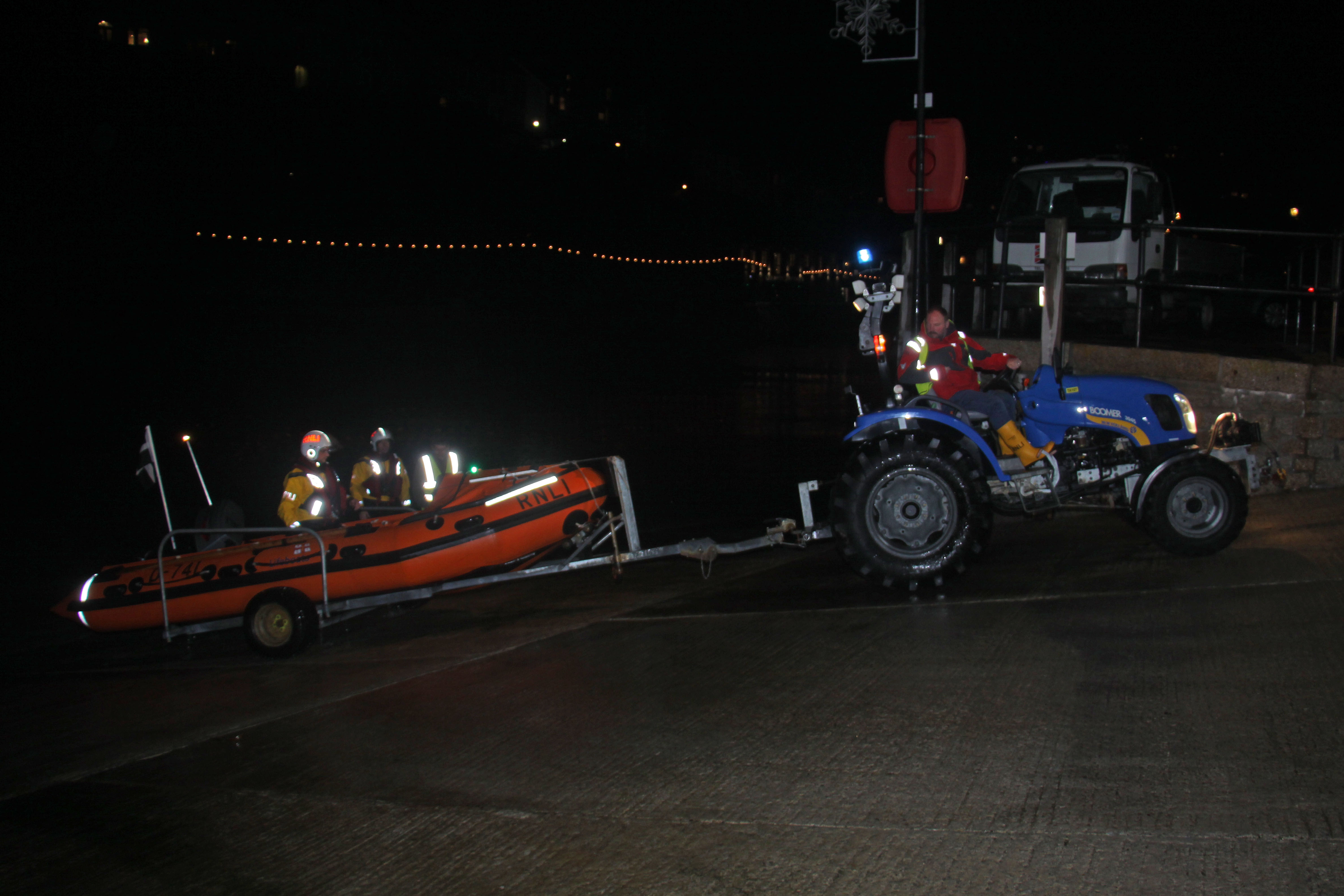 Night time recovery of Looe RNLI’s D Class Ollie Naismith