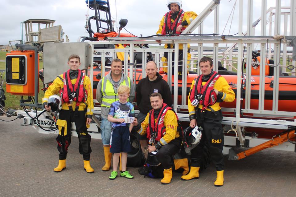 As a thanks for a warming shower and hot drink after a colder than expected swim one young lad presented the crew with some of his hard earned pocket money.