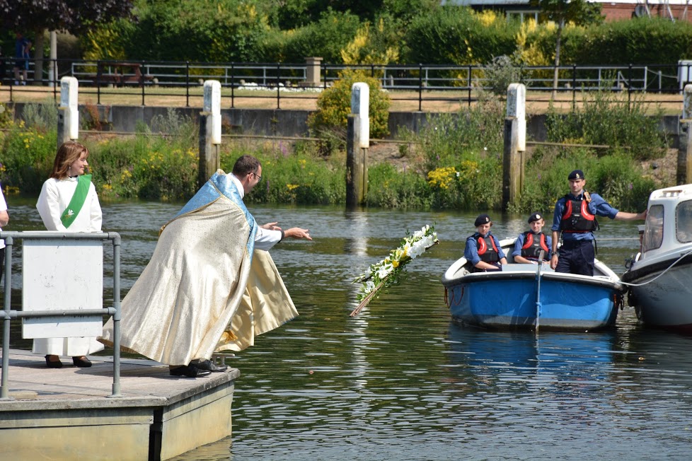 Reverend Joe Moffatt at River Thames Blessing 8 July 2018