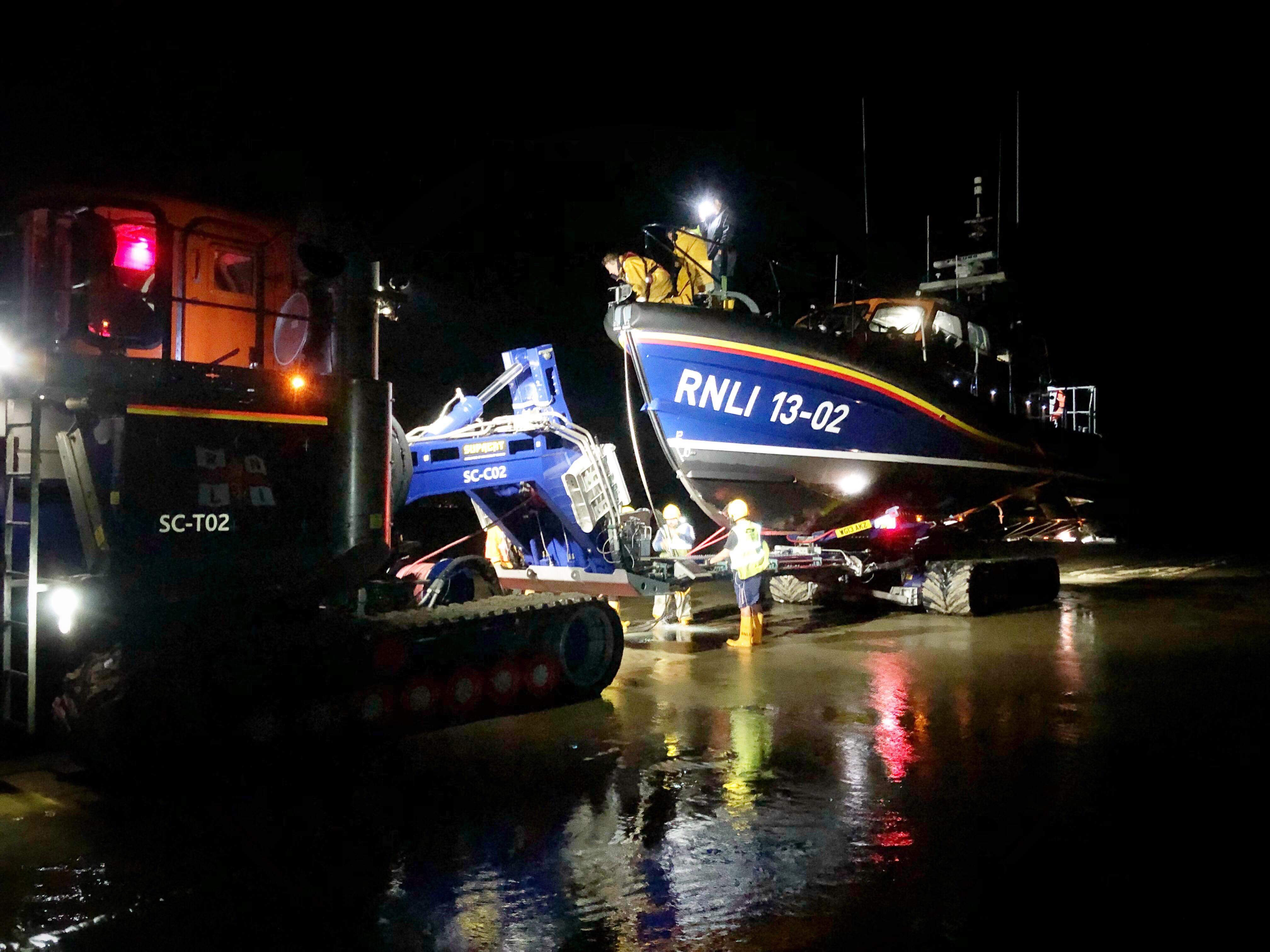 The Dungeness Shannon lifeboat being recoverd in the early hours of the morning