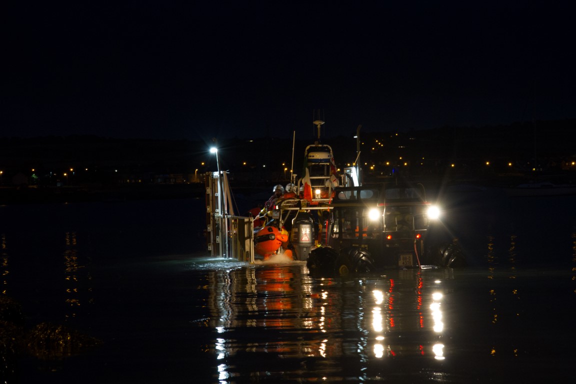 Skerries RNLI tow motor boat with five on board to safety