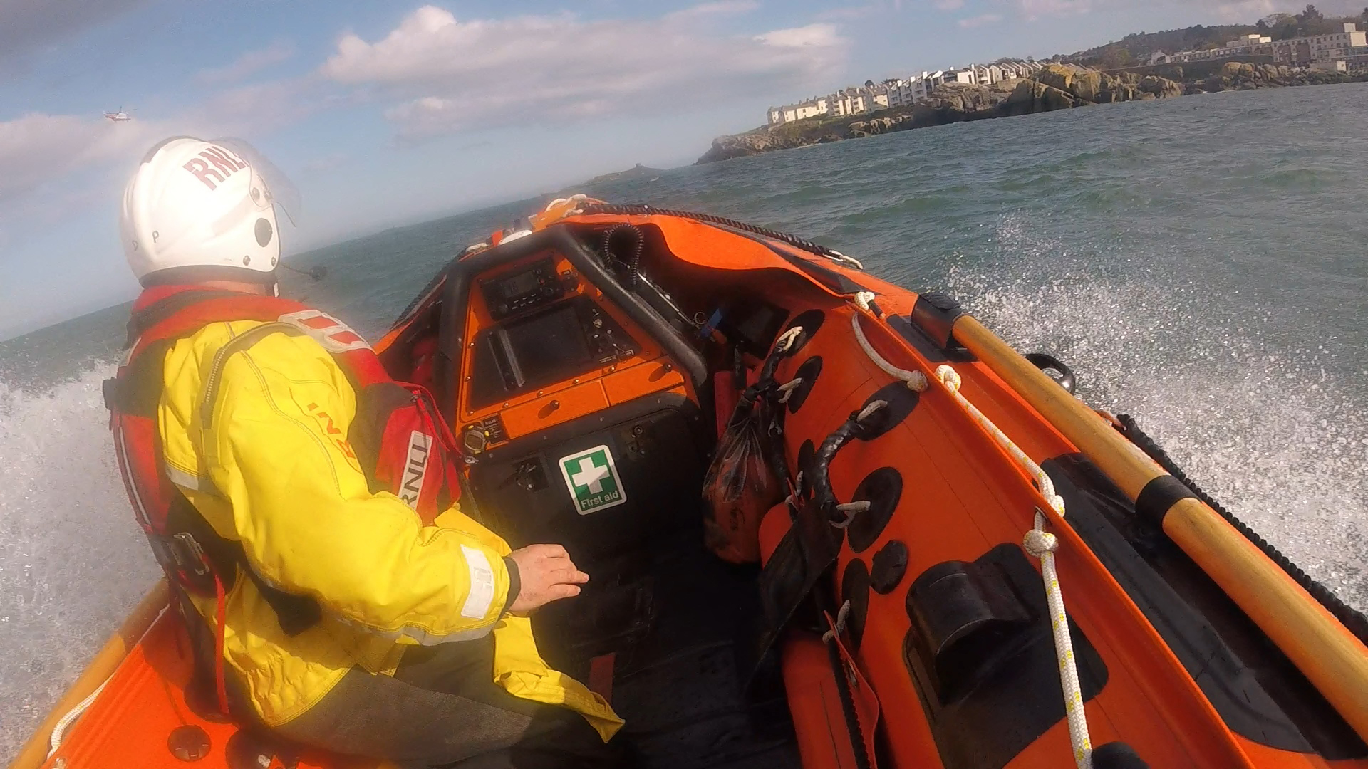 Dun Laoghaire RNLI assist canoeist off Dalkey Island