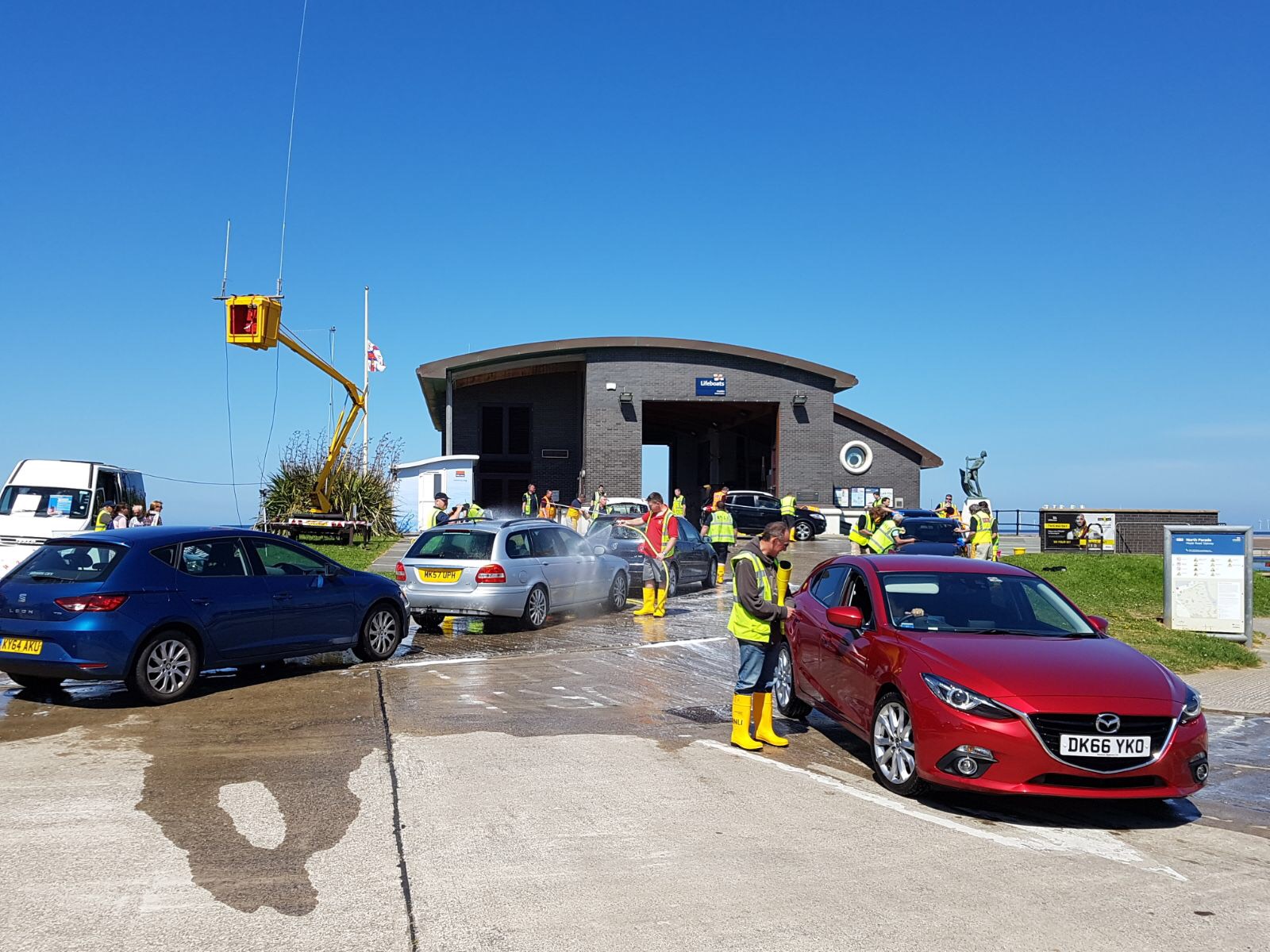 RNLI Hoylake Mayday Car Wash