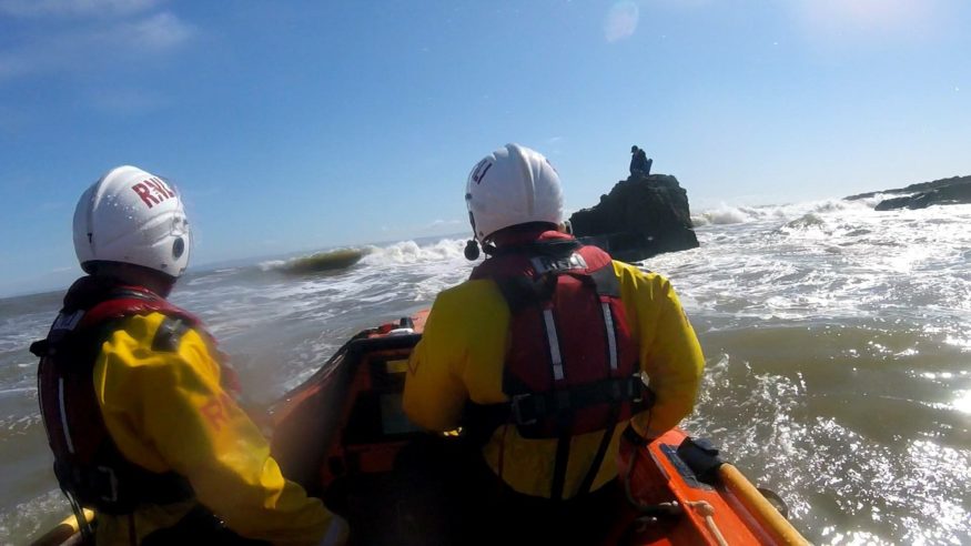 Two Males Stranded on Rocks are Rescued | RNLI