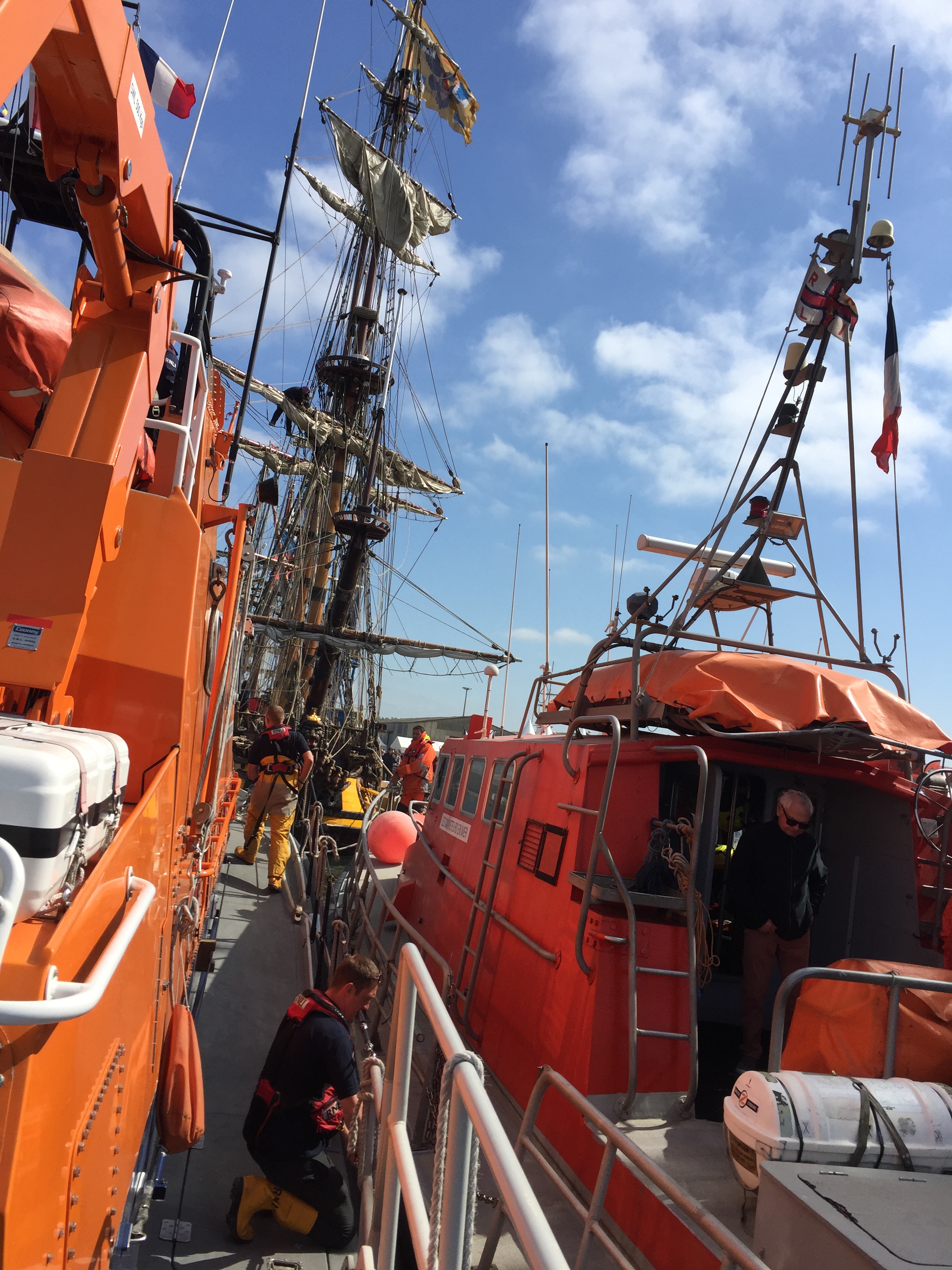 The Dover lifeboat and the Calais SNSM