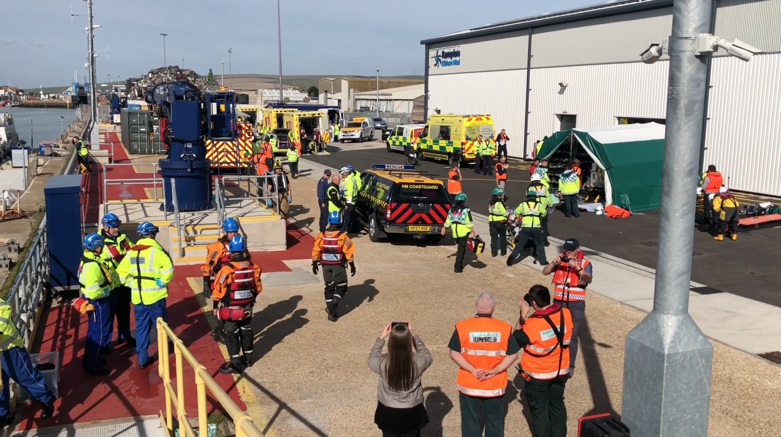 Photo showing large number of emergency workers involved in the exercise.