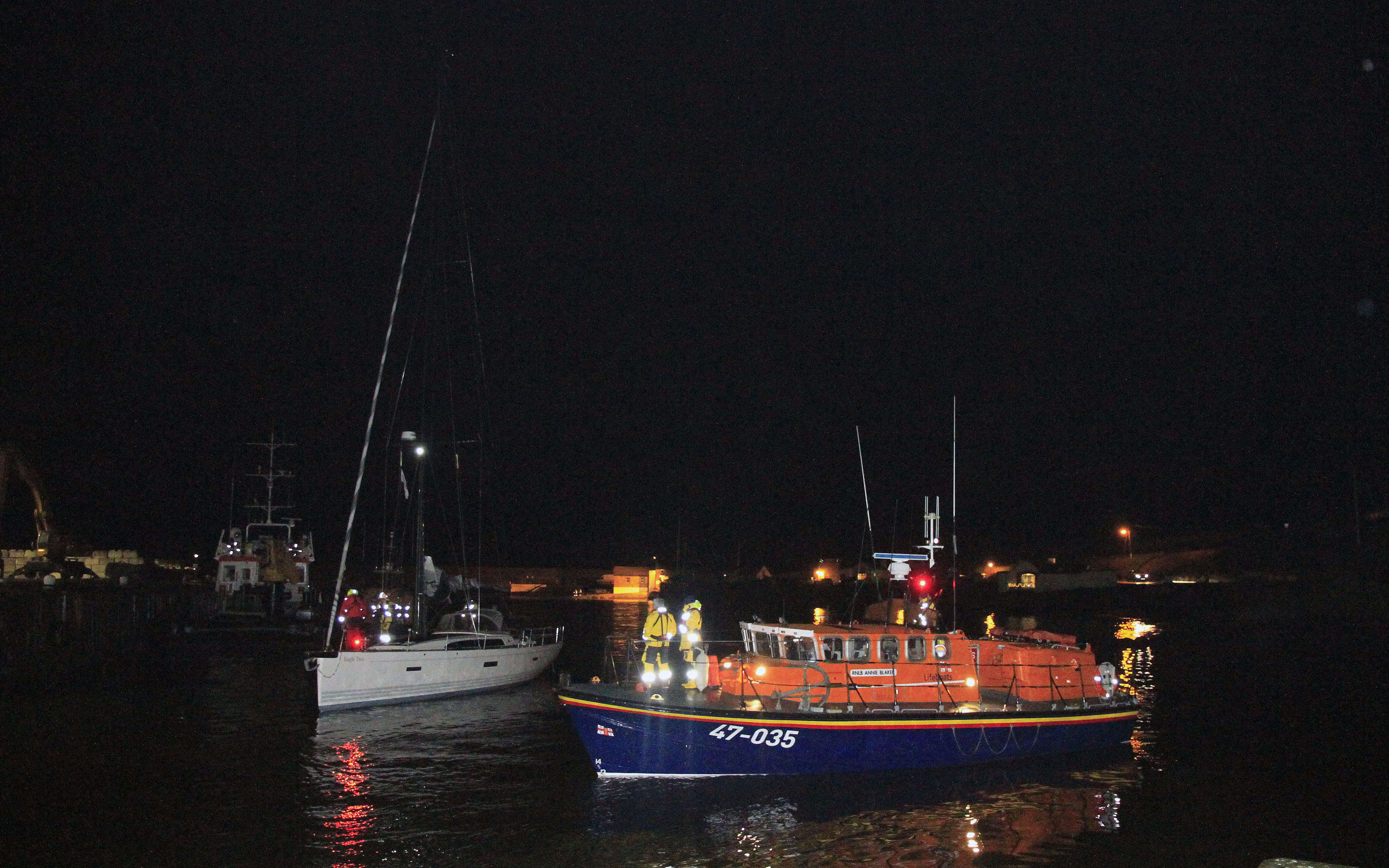 Wicklow RNLI all-weather lifeboat Annie Blaker escorting the yacht into Wicklow harbour