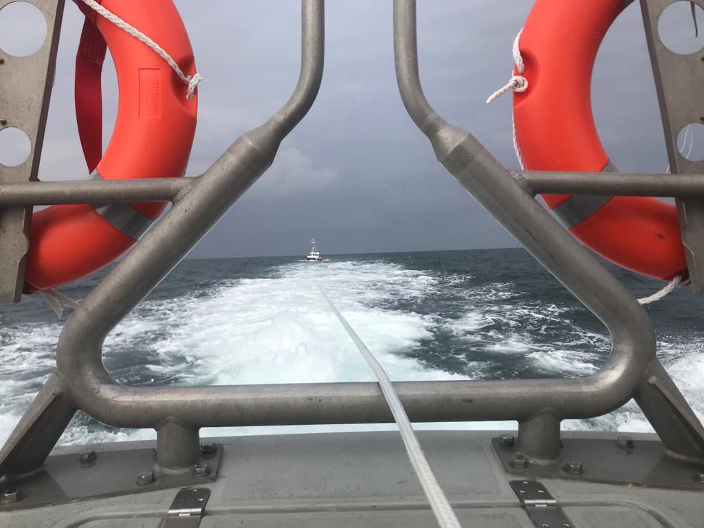 Fishing vessel with engine failure under tow back to Wicklow