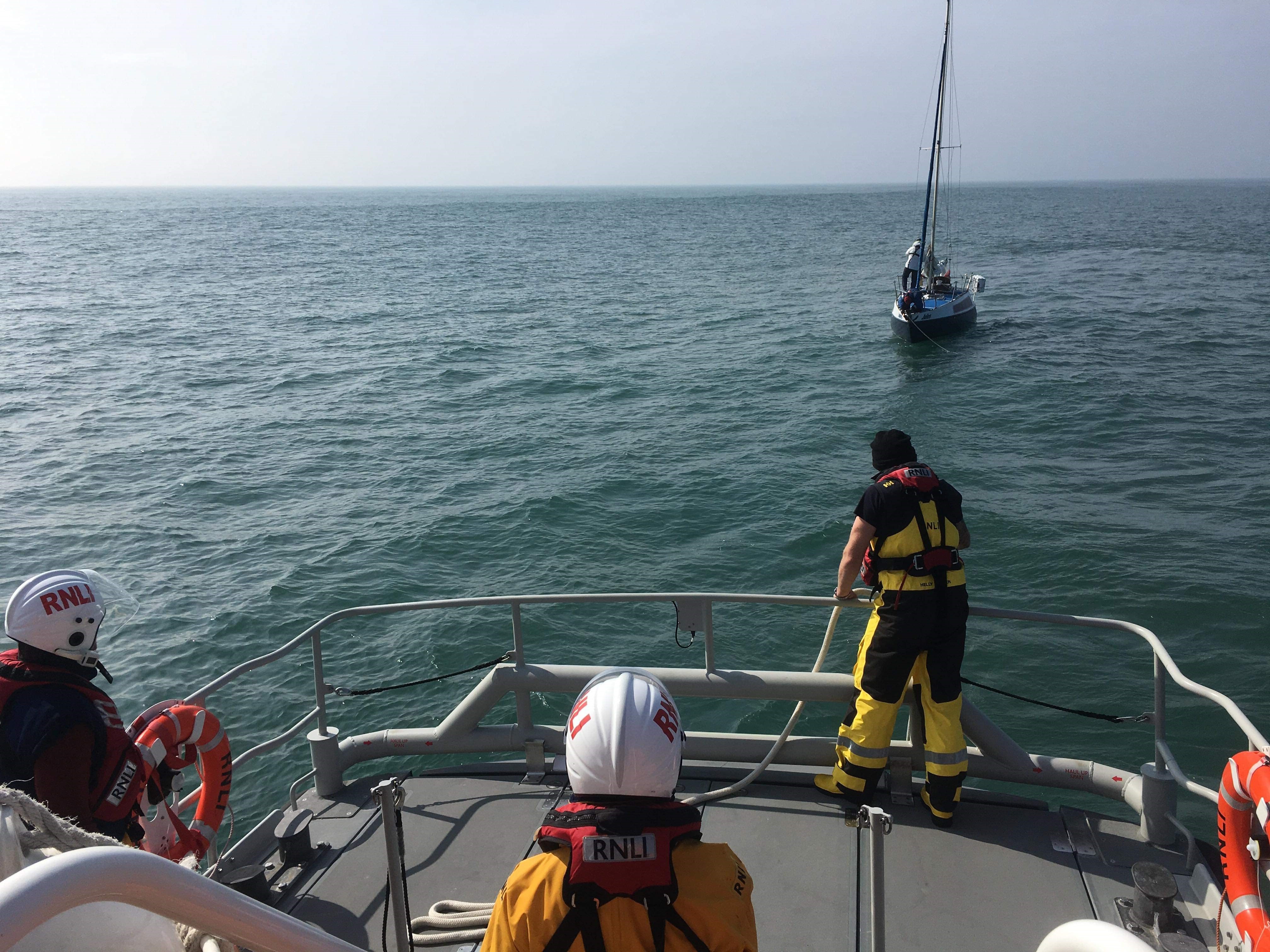The volunteer crew of St Davids RNLI all-weather lifeboat “Norah Wortley” undertook a five-hour rescue of a 7.5m yacht which needed assistance about 13 miles west of St Davids Head.
