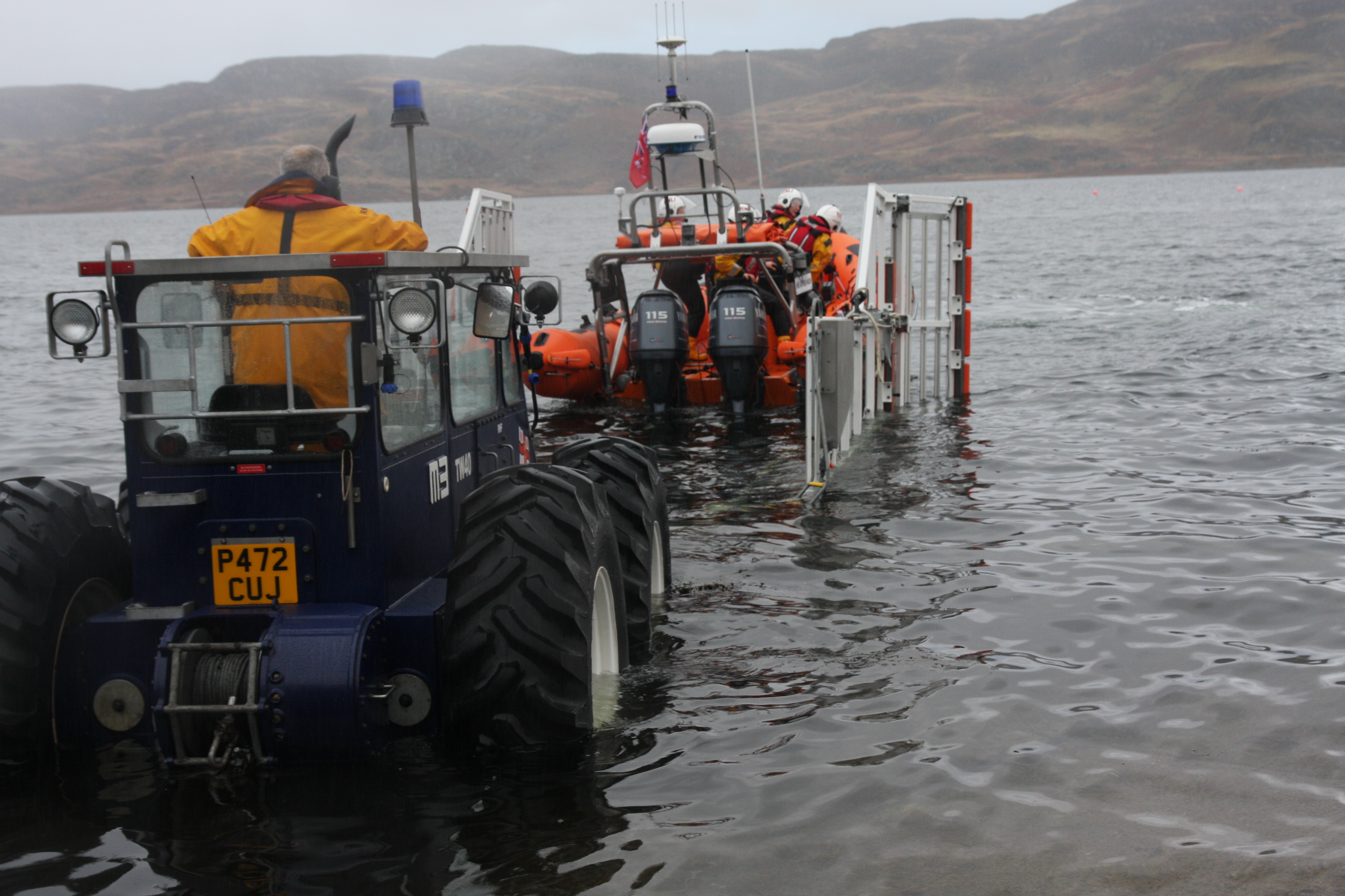 Tighnabruaich lifeboat launching with tractor