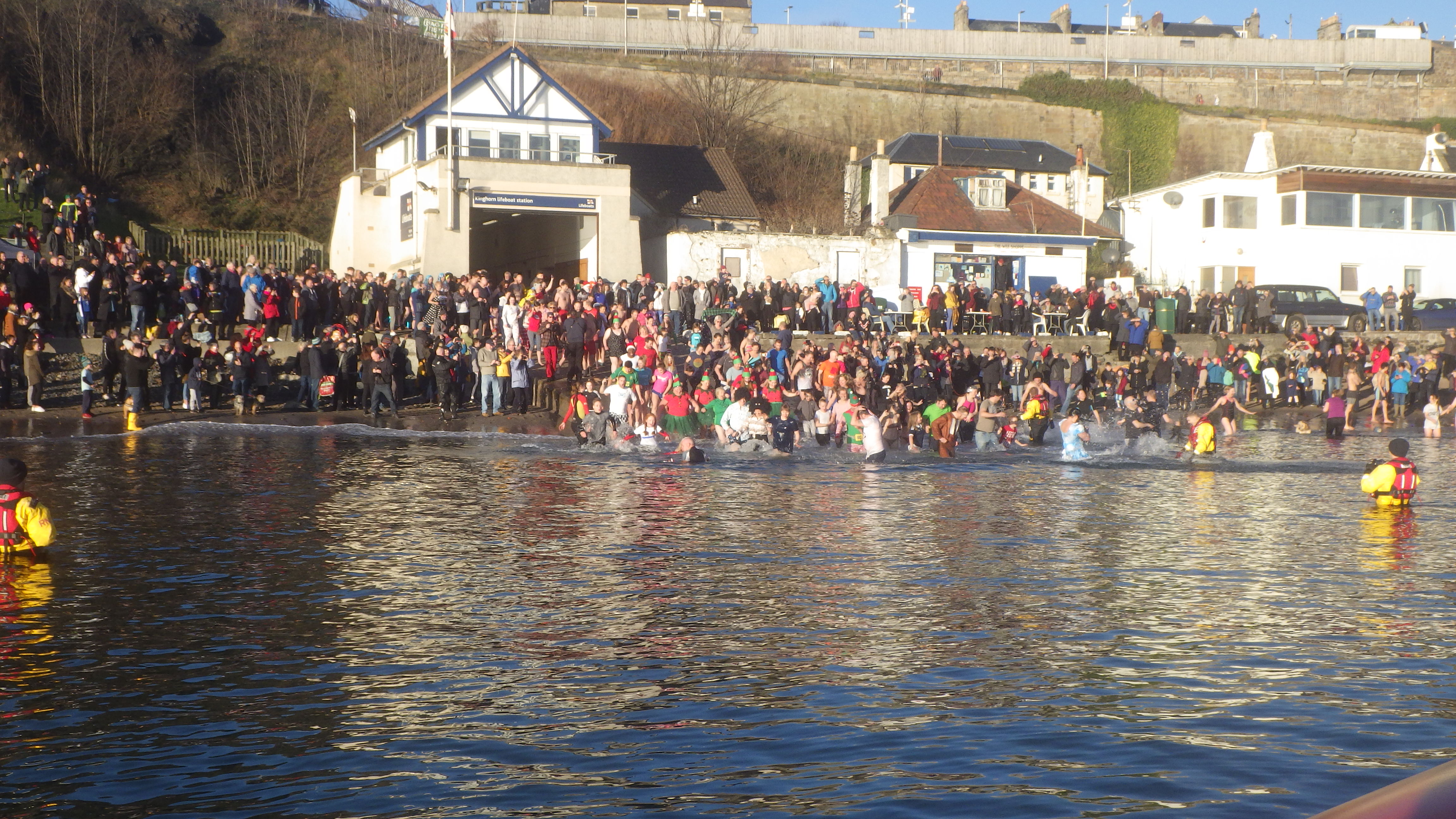 Dookers run into the cold Firth of Forth
