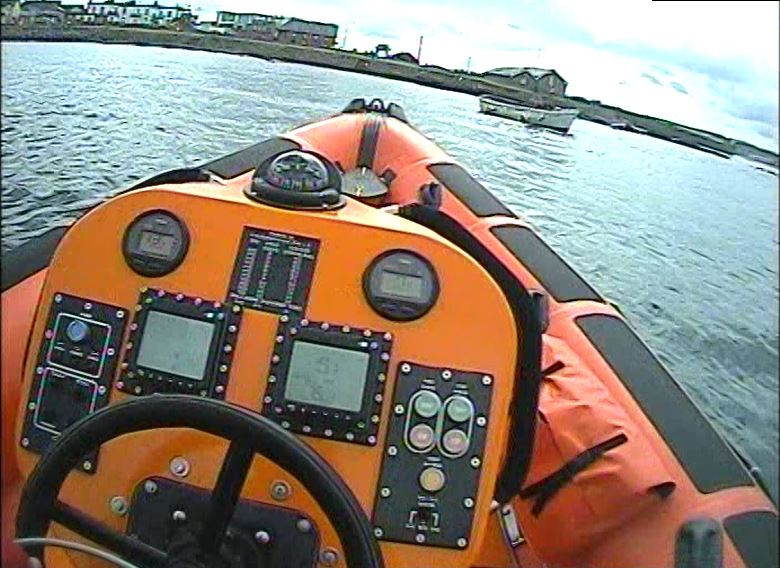 Skerries RNLI Approaching the fishing Boat
