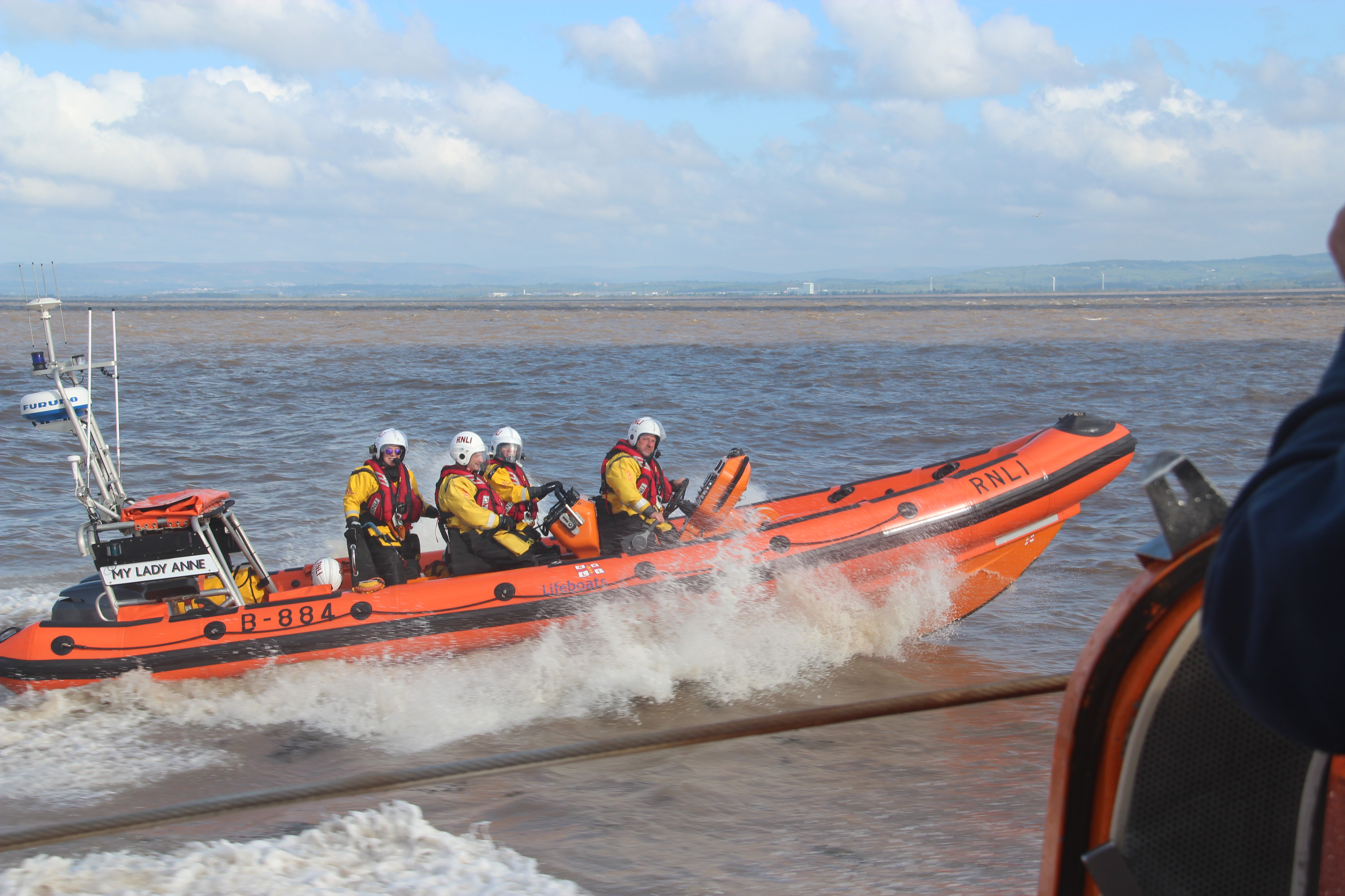 My Lady Anne alongside Annie Blaker as we come in to Portishead