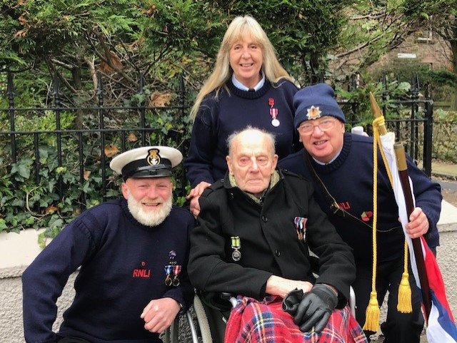 Old past Crew memeber Ted Lough pays his respects on Remembrance Sunday along with current Crew.