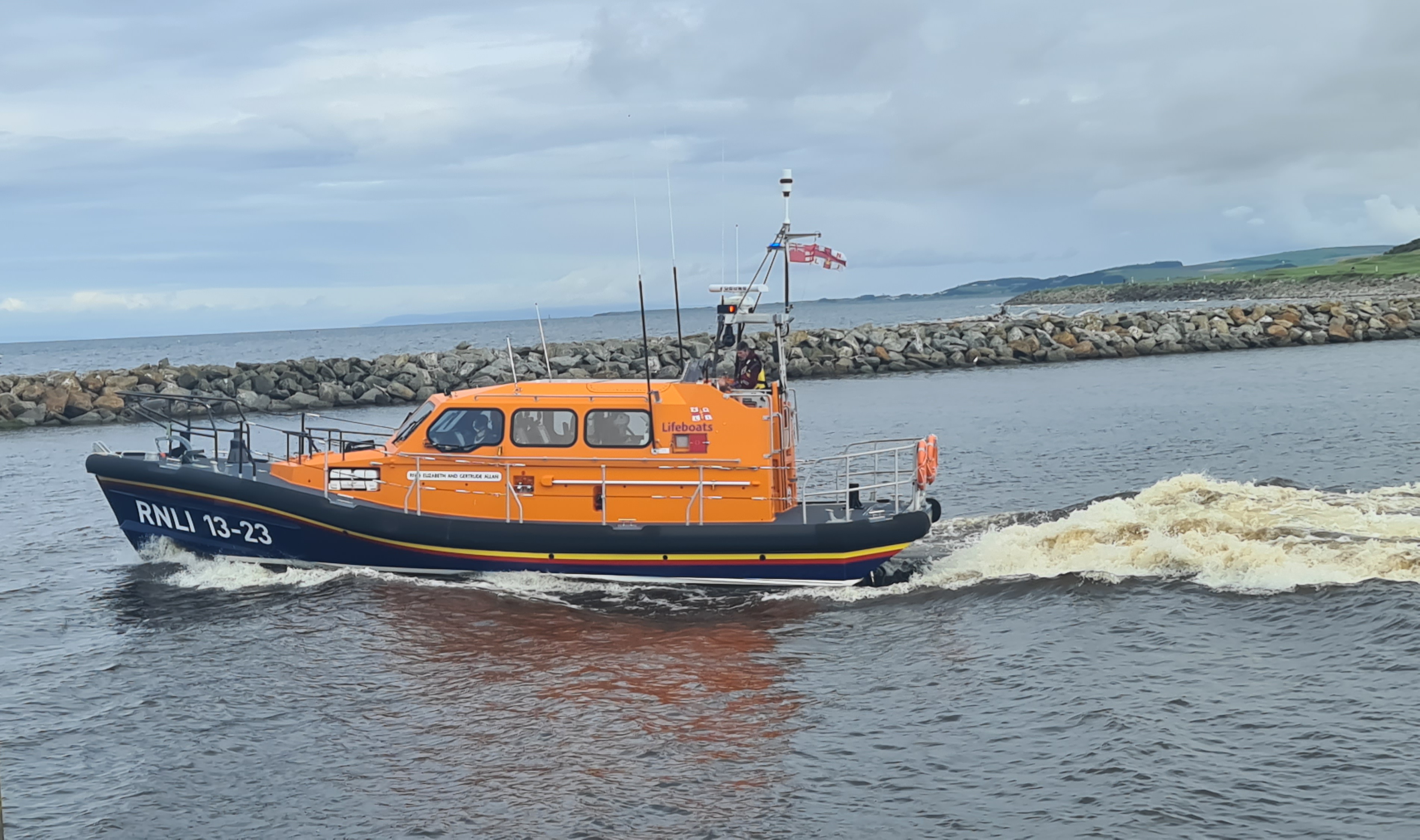 Girvan lifeboat launching 