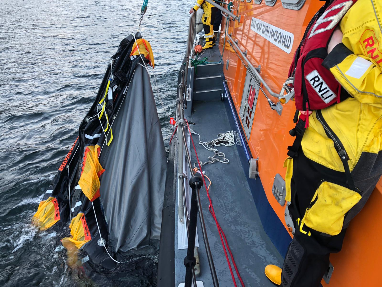 Liferaft being recovered by Oban Lifeboat