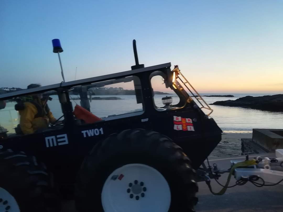 TW01 County Tractor