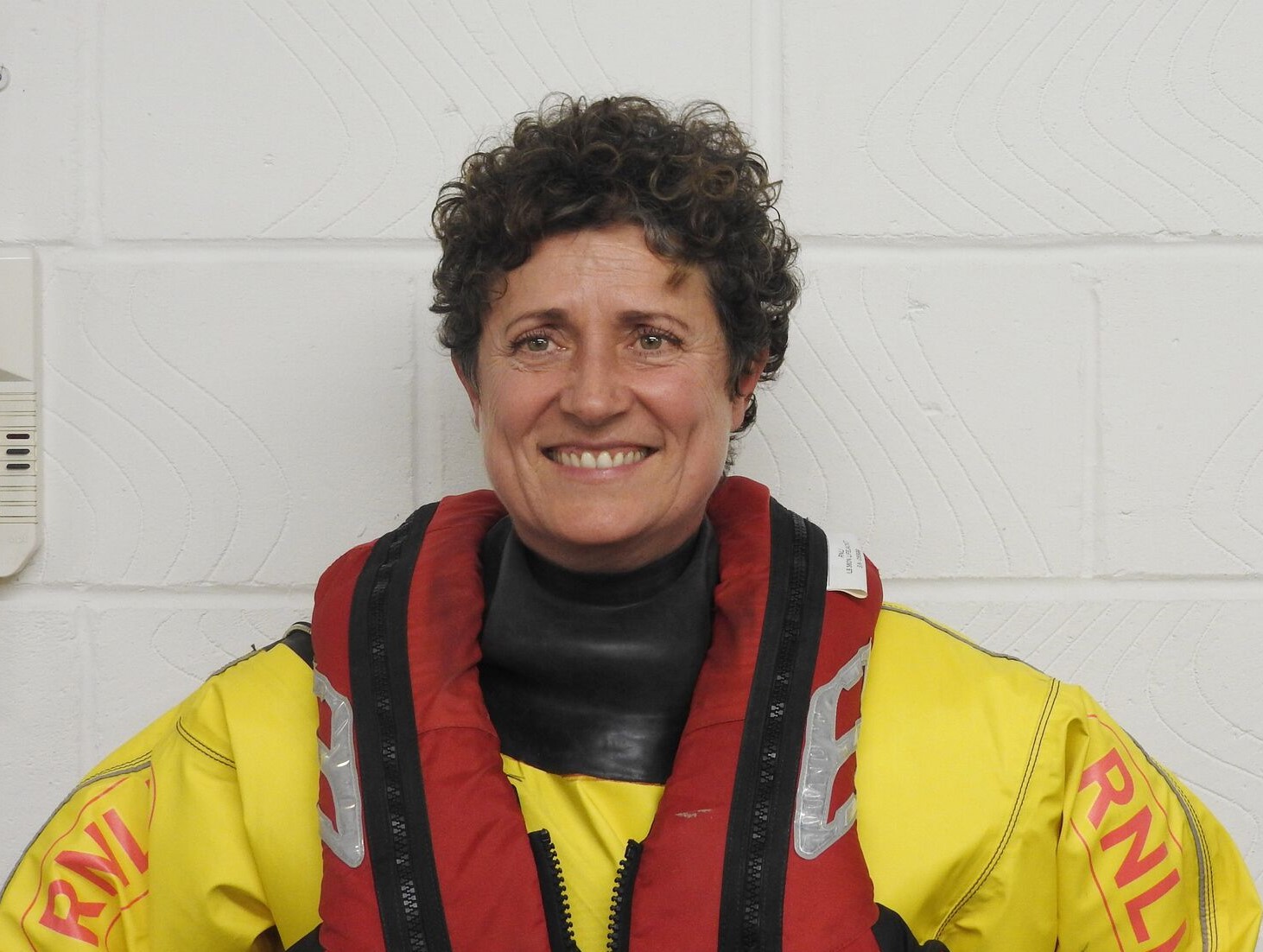 Teddington RNLI Crew and Deputy LPO Gianna Saccomani