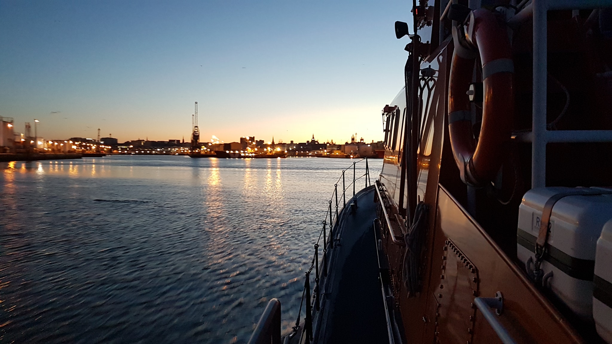 ‘Bon Accord’, Aberdeen’s Severn-class all-weather lifeboat, returning to base from her search following sightings of distress flares at Girdleness Head