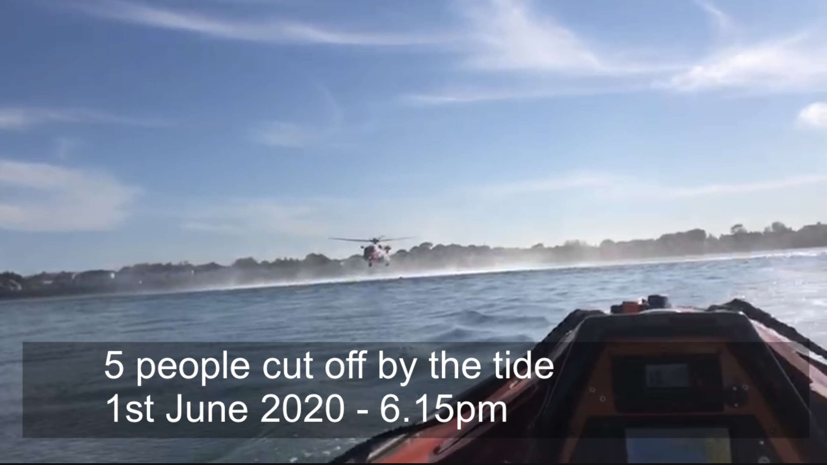 Howth RNLI &amp; Coast Guard Helicopter Rescue 5 people stranded by the tide