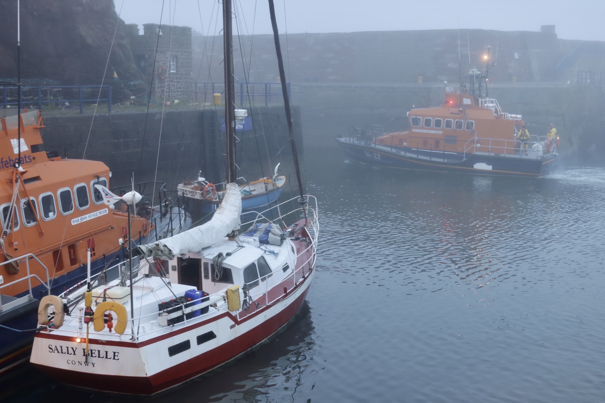The ALB departs for Torness Power Station