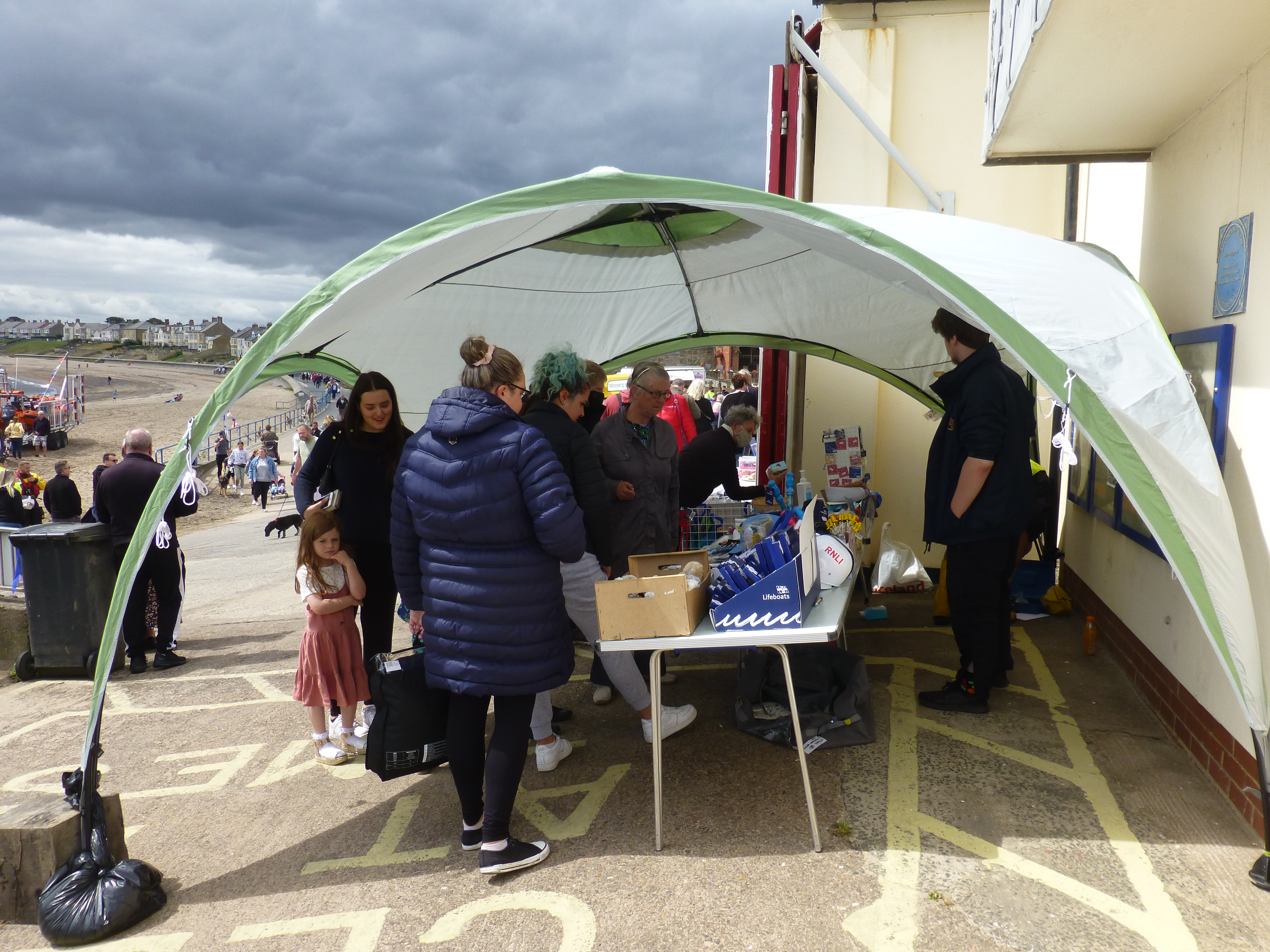 Brisk activity on souvenirs