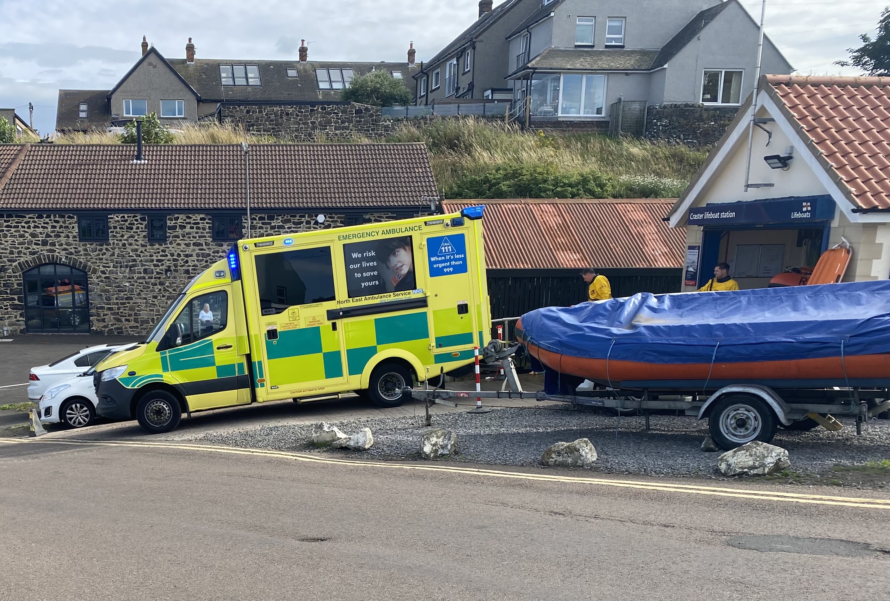 The ambulance arrived at the station to take casualty to hospital 