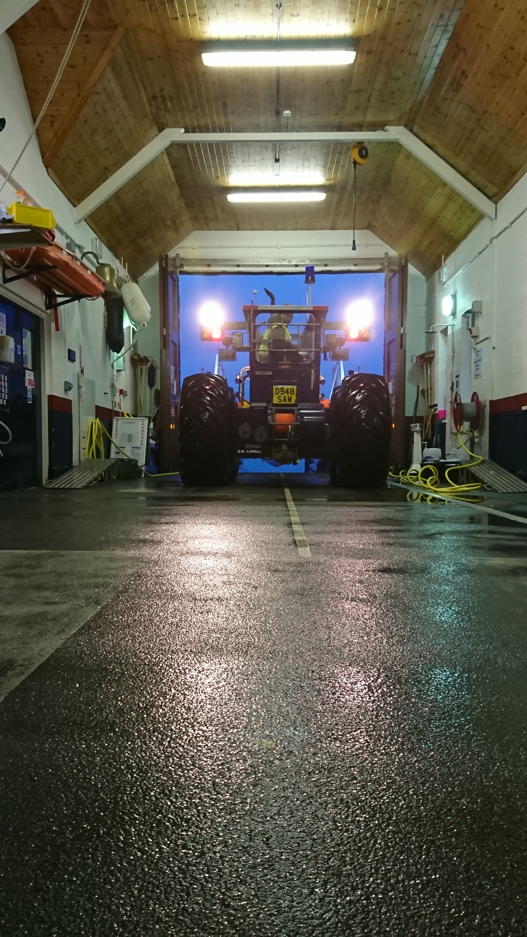 Night recovery of Beaumaris Lifeboat to the boathouse