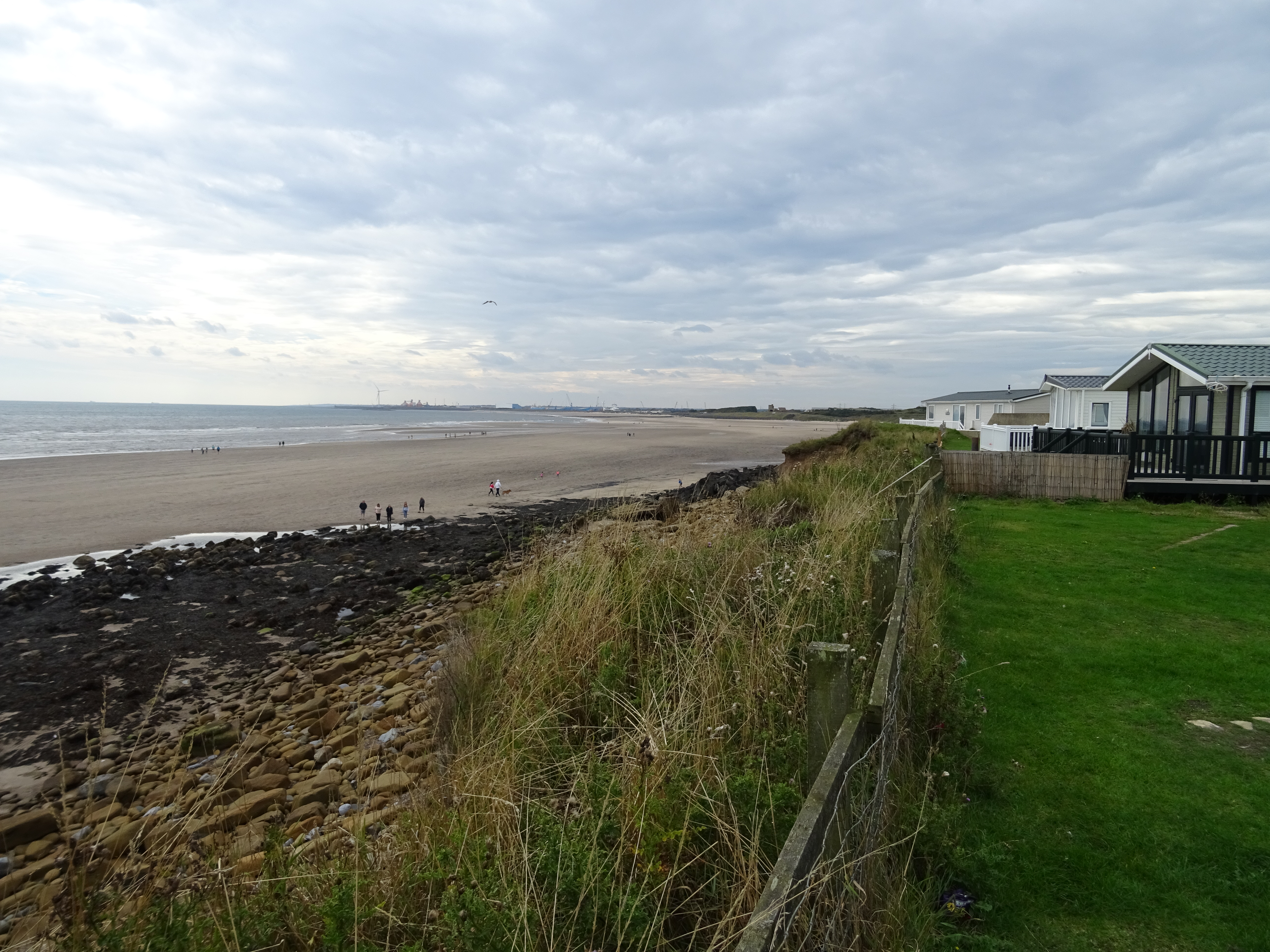 Cambois Bay looking south when tide is out