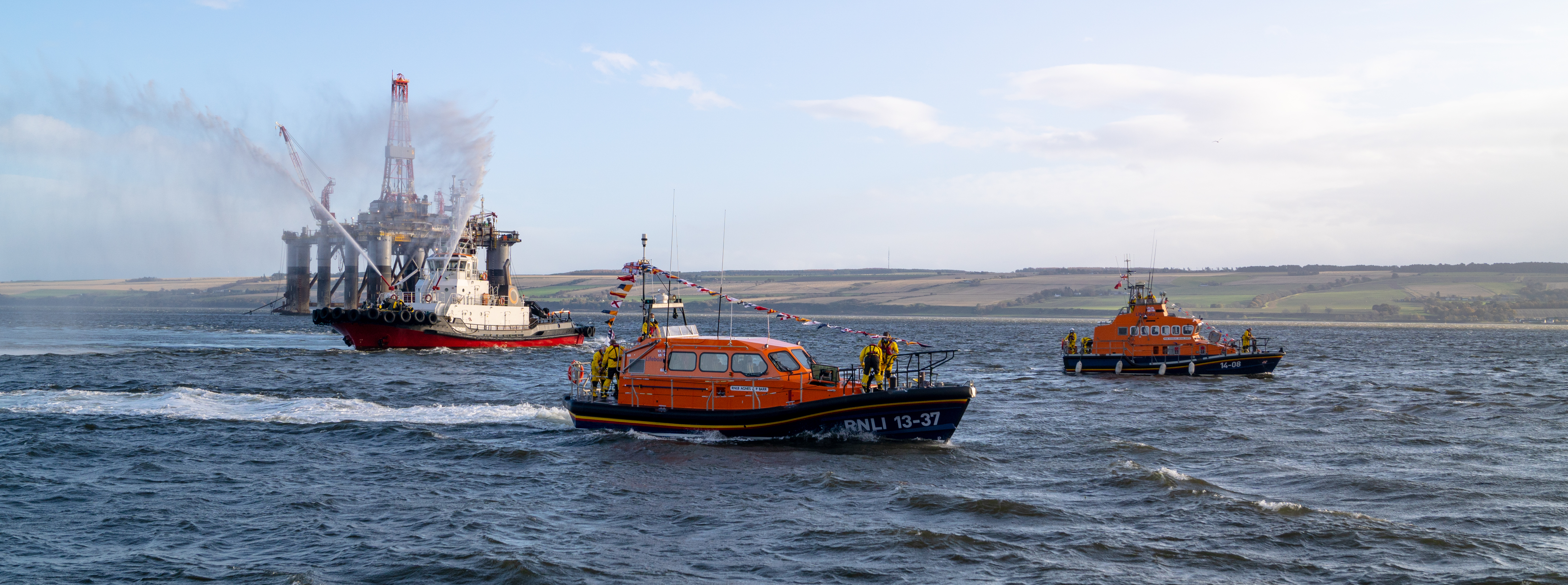 RNLB Agnes AP Barr arriving at Invergordon with RNLB Douglas Aikman Smith