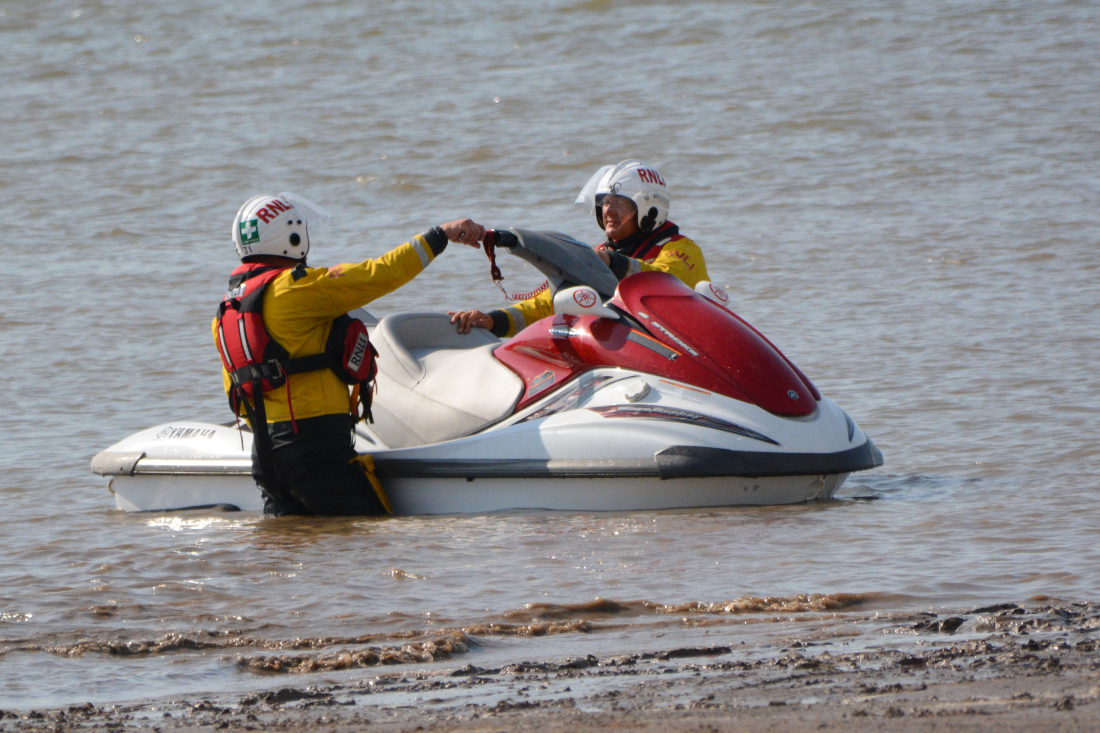Making the jetski ready for the trailer