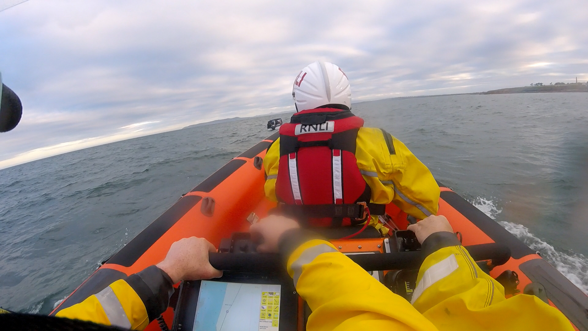Skerries RNLI approaching the power boat