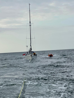 The all-weather lifeboat towing vessel with inshore lifeboat