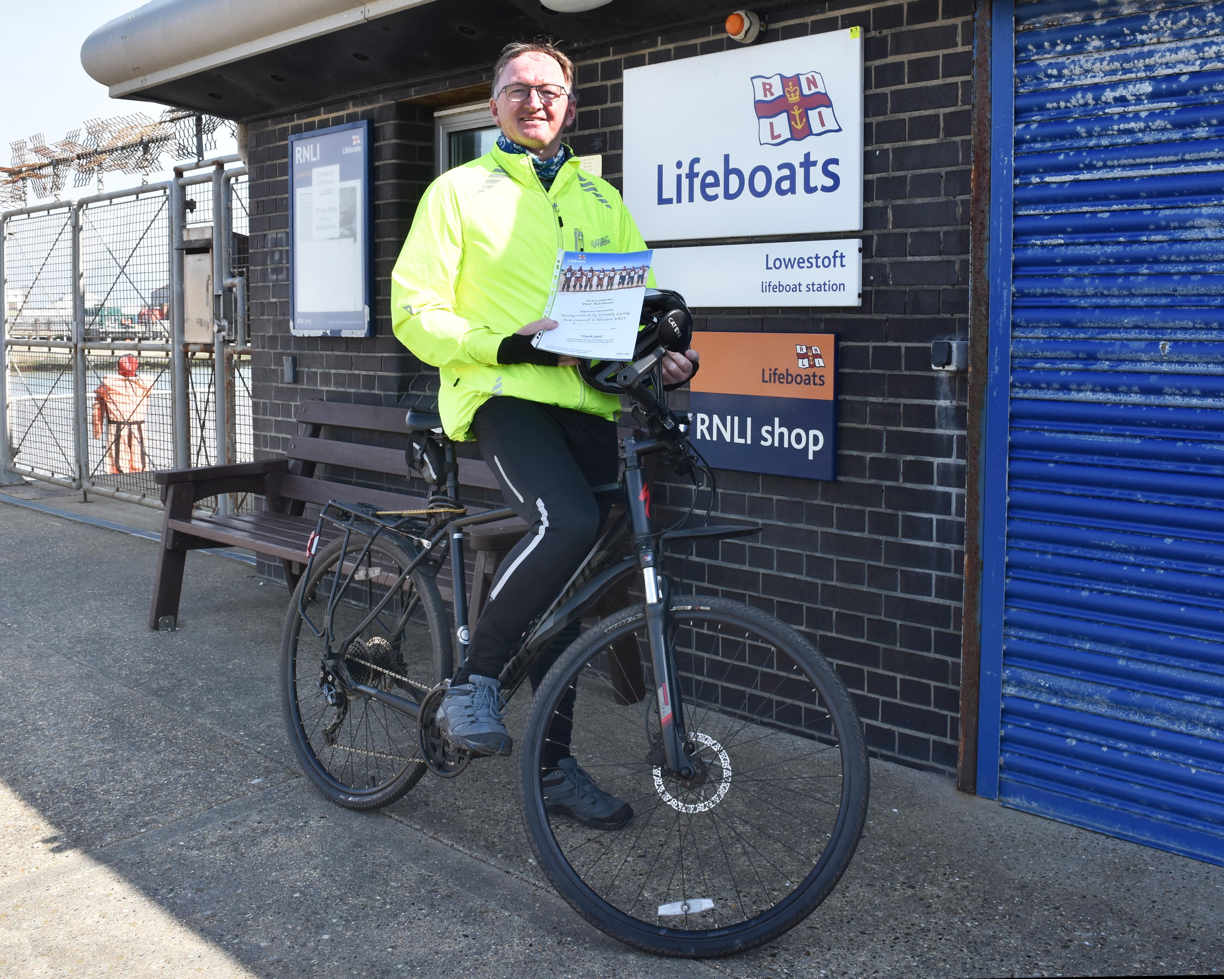 Fundraising cyclist Peter Hutchinson