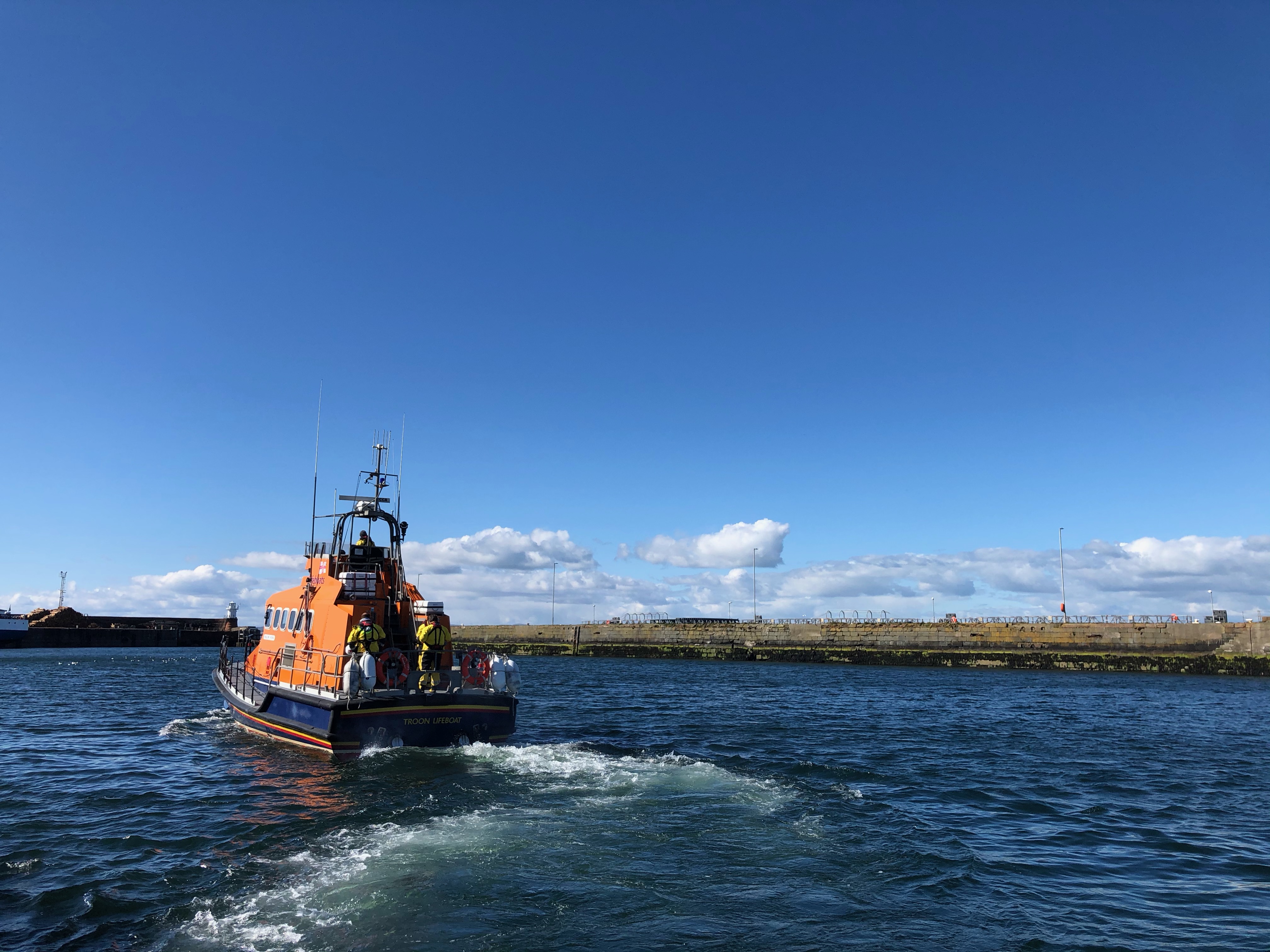 Troon all-weather lifeboat launches on service 